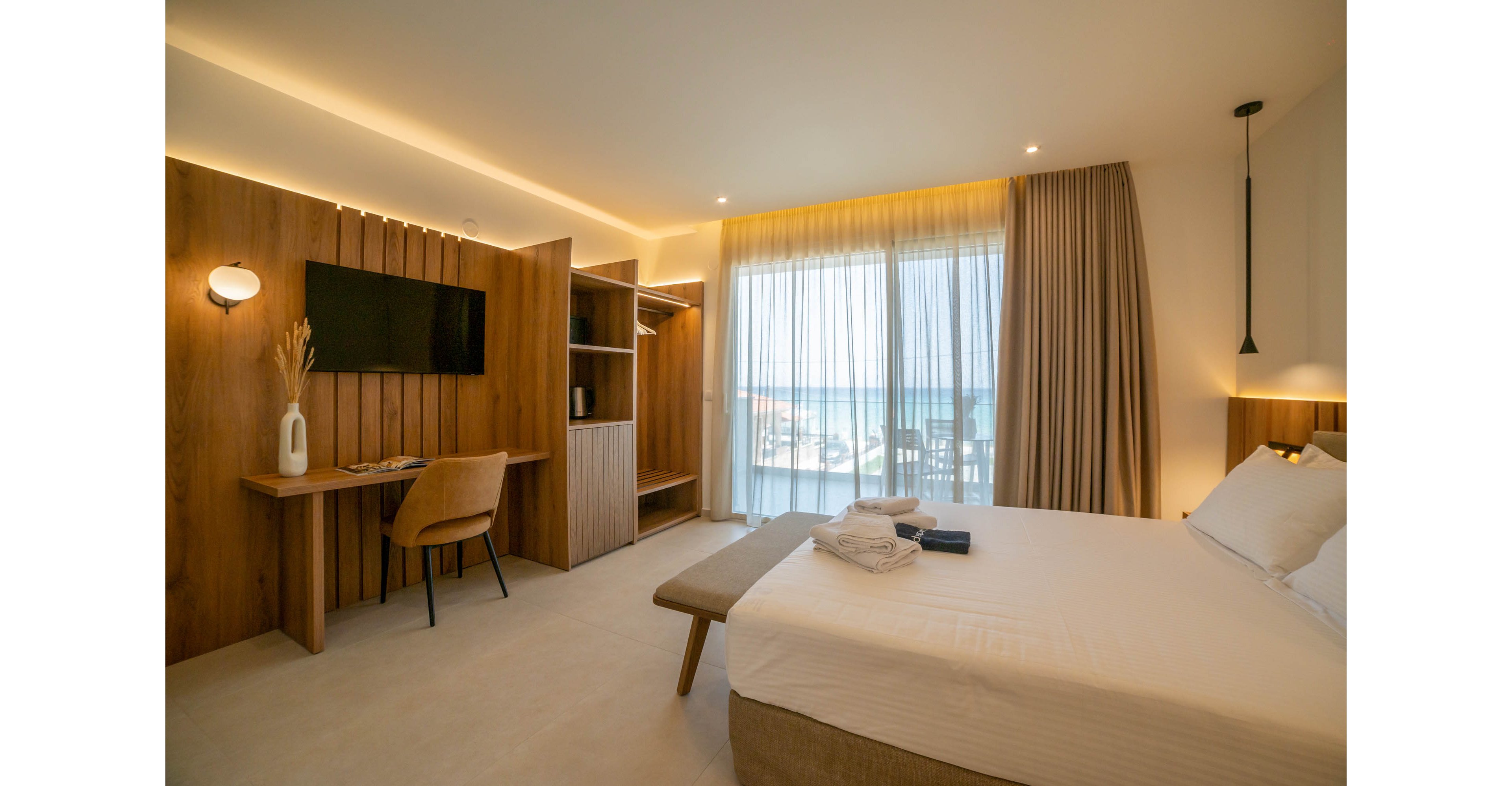 Sunrise Seaside Suites