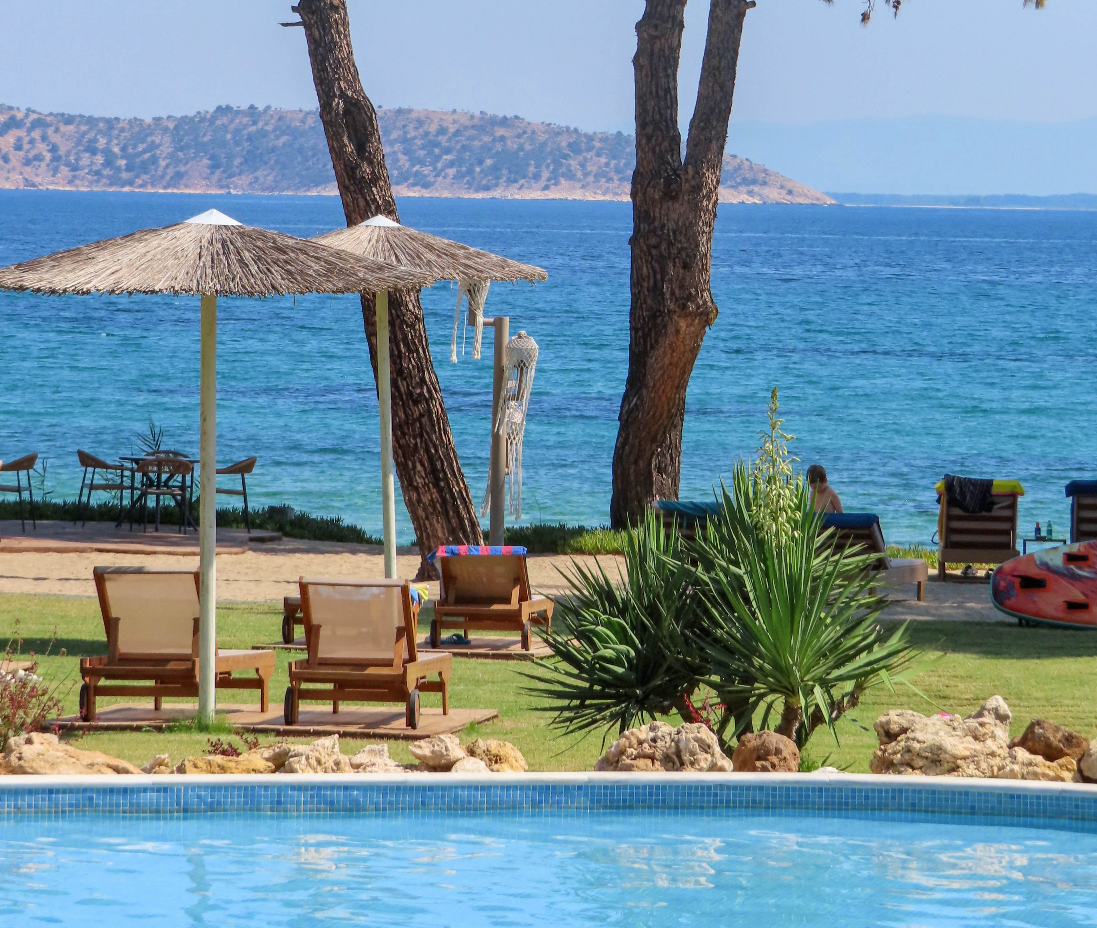 Aroma Beach & Bungalows