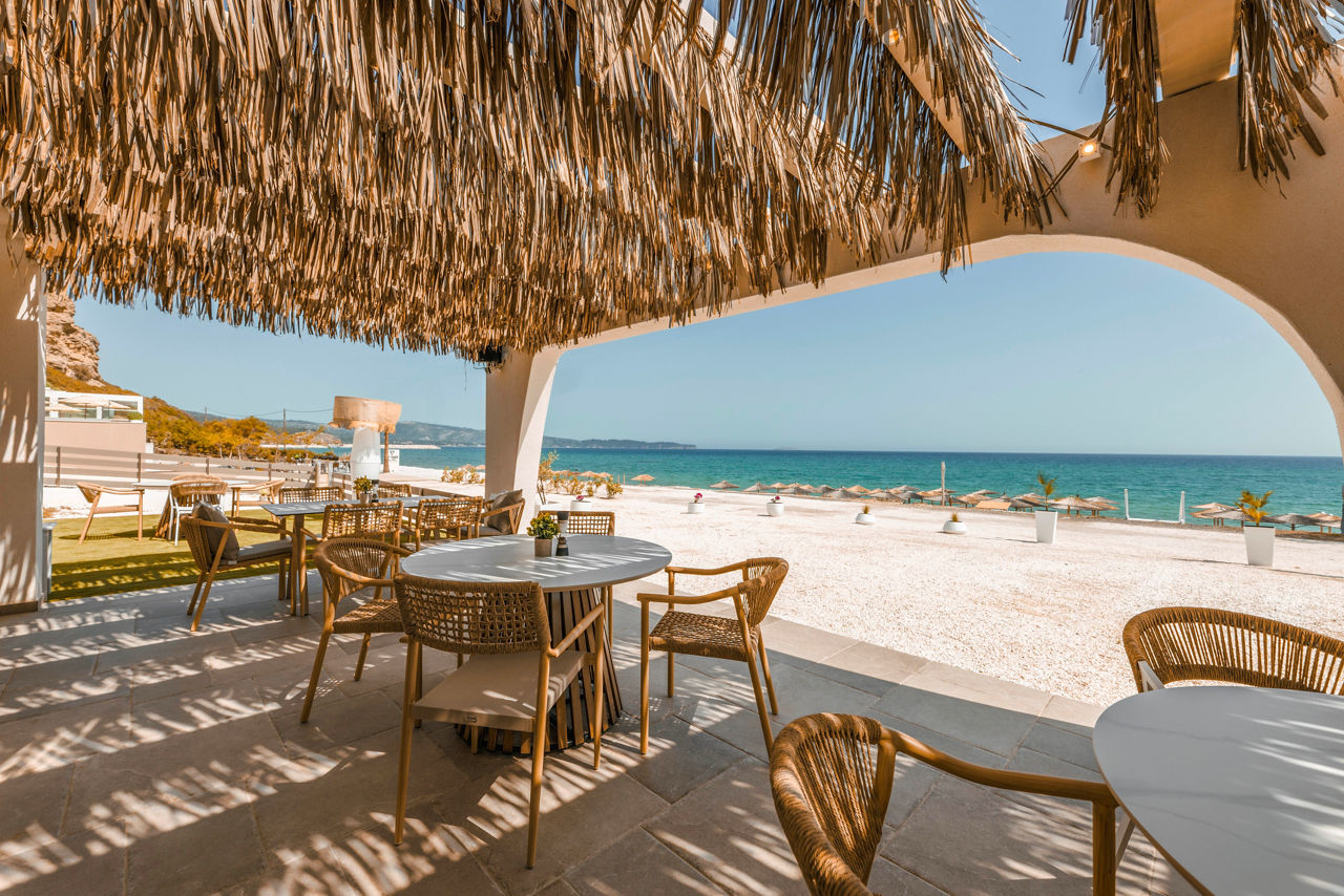 Acron Seaside Suites