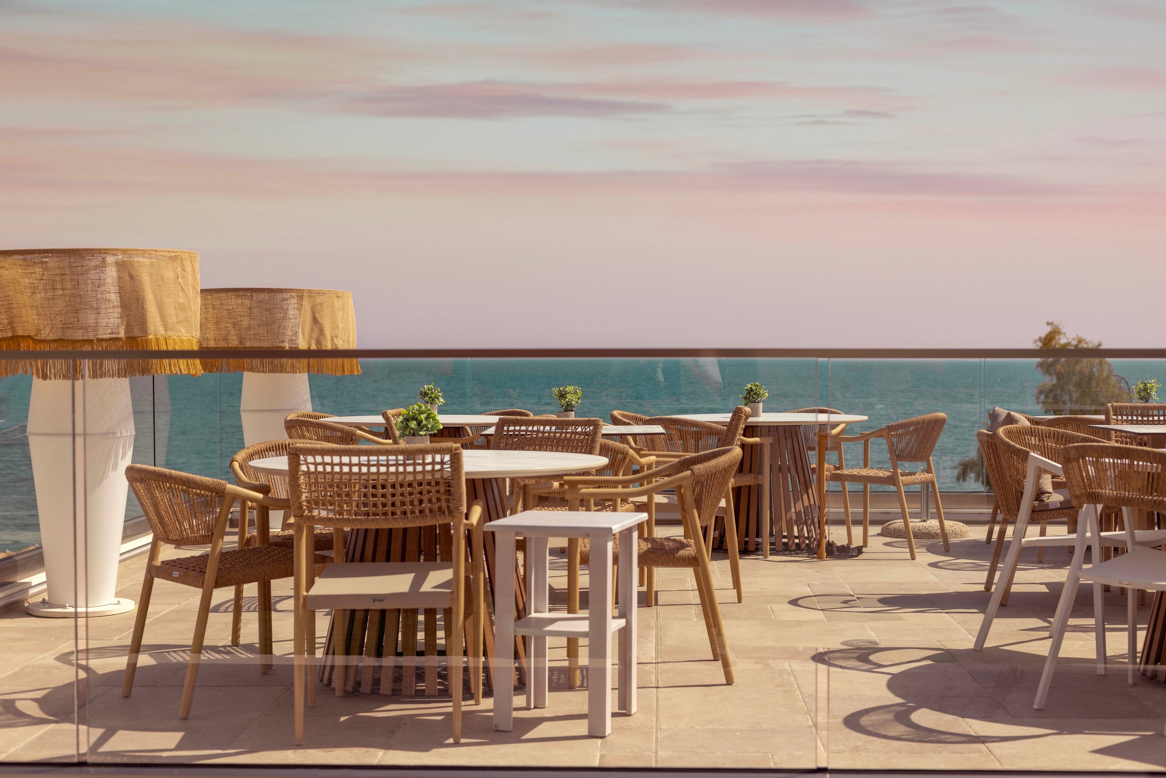 Acron Seaside Suites