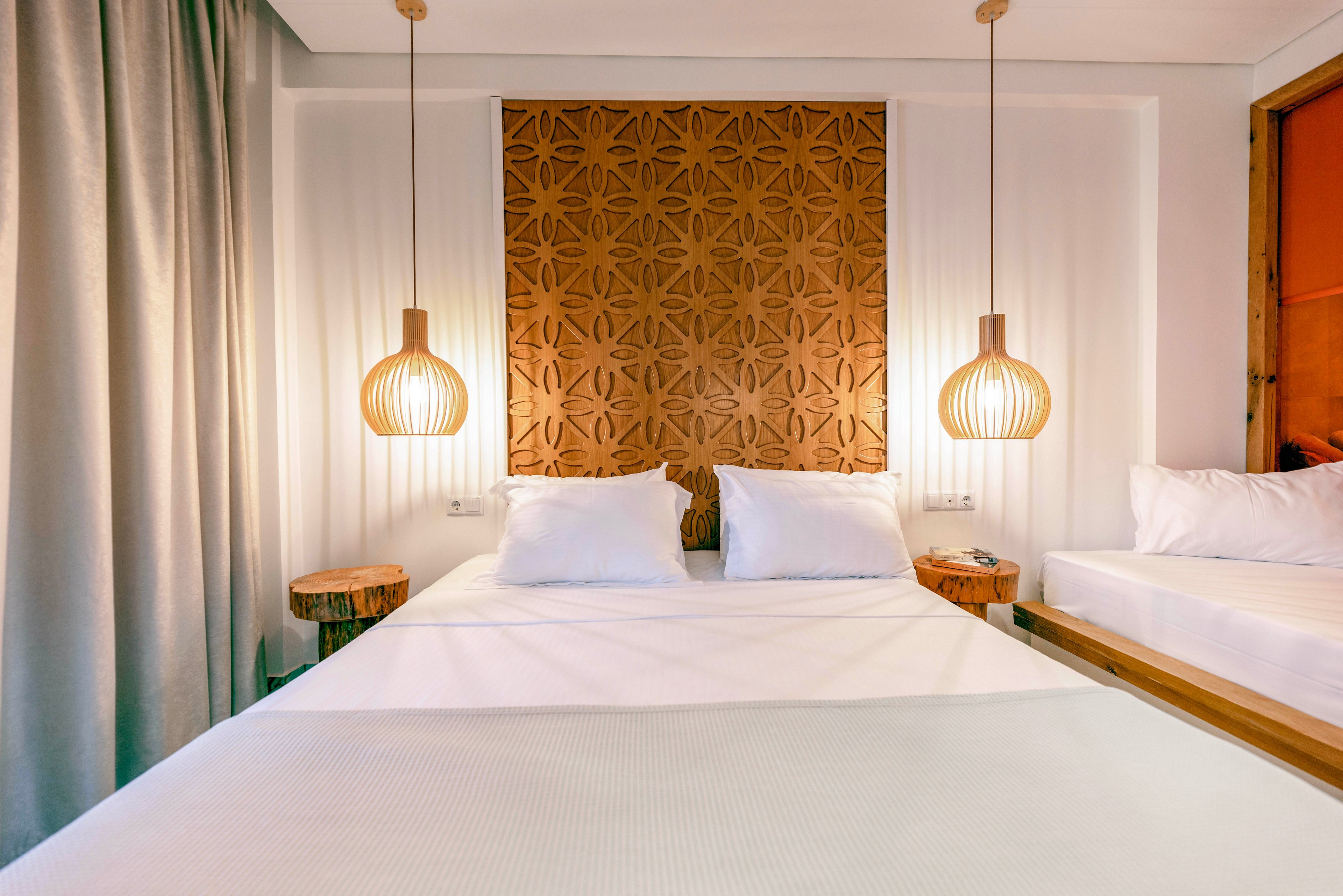 Acron Seaside Suites