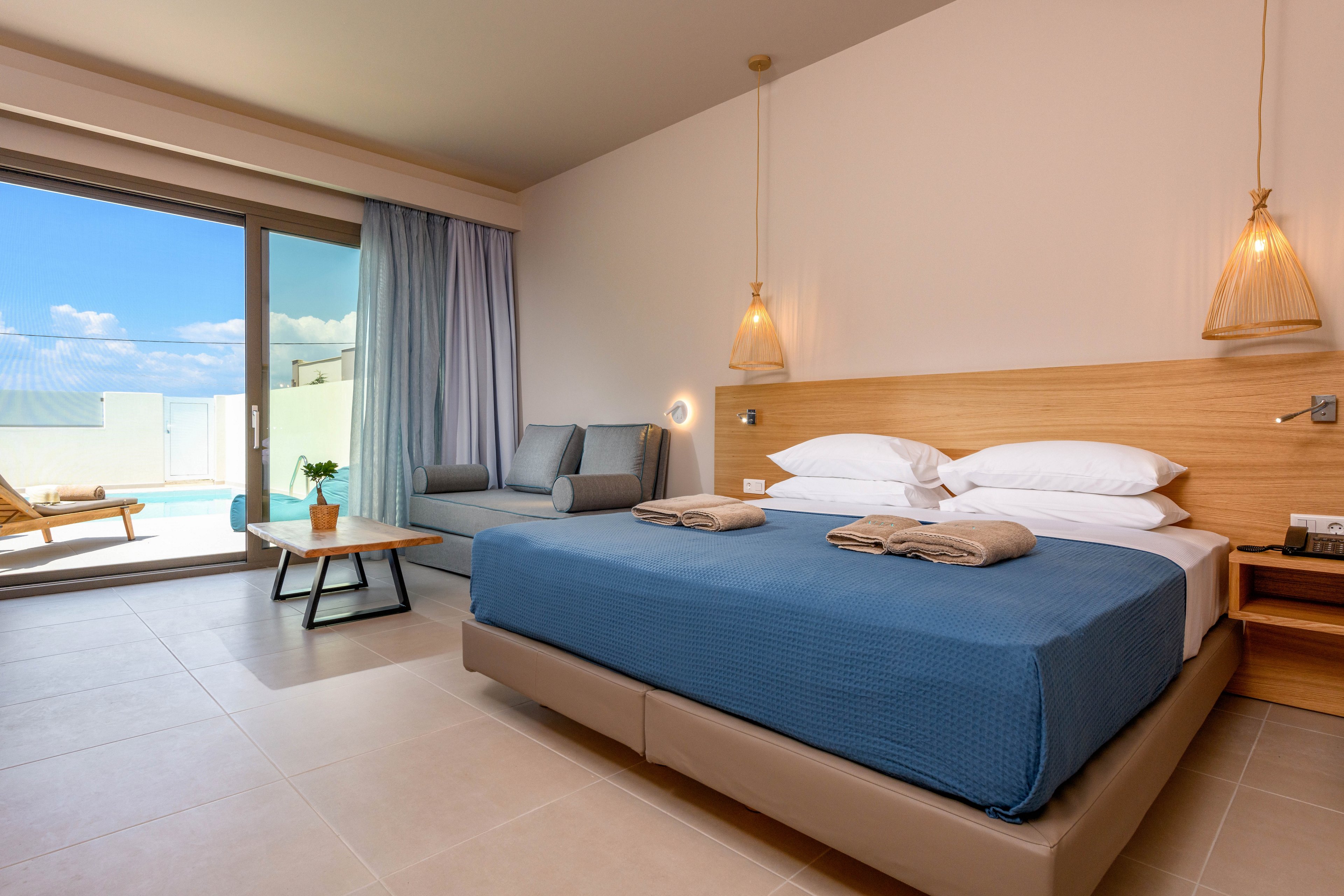 Alea Hotel & Suites
