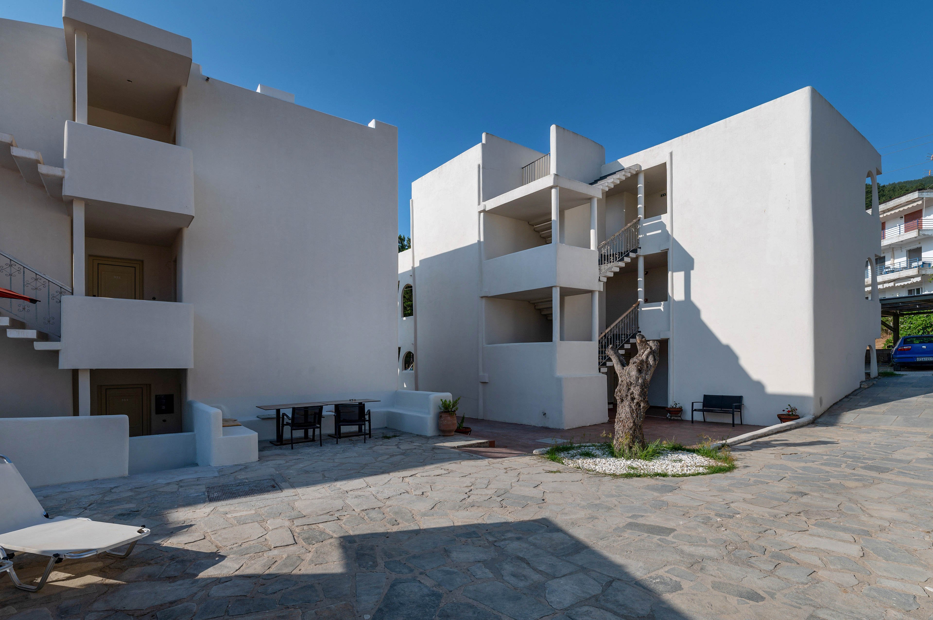 Esperides Hotel & Suites