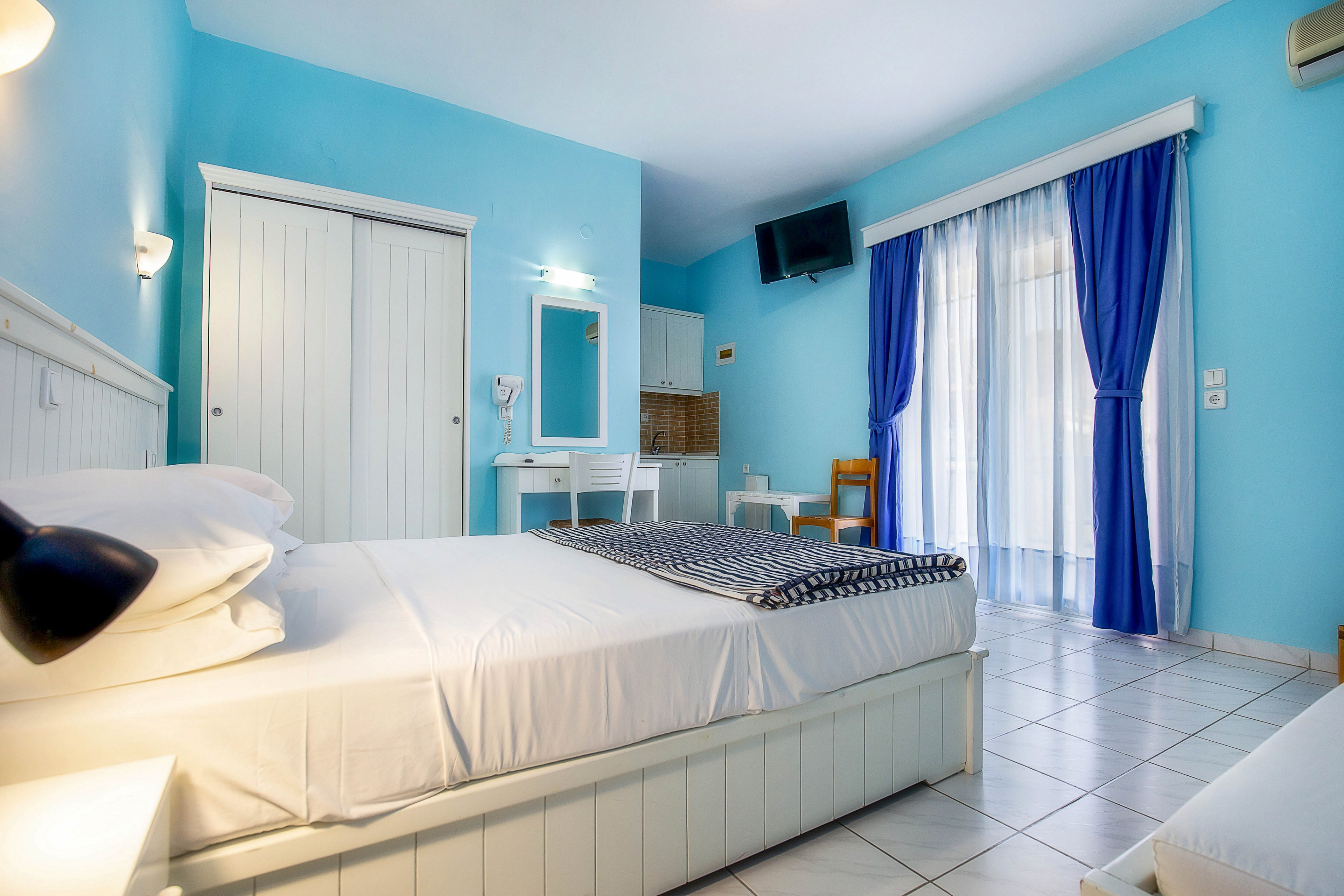 Rodon Hotel & Apartments