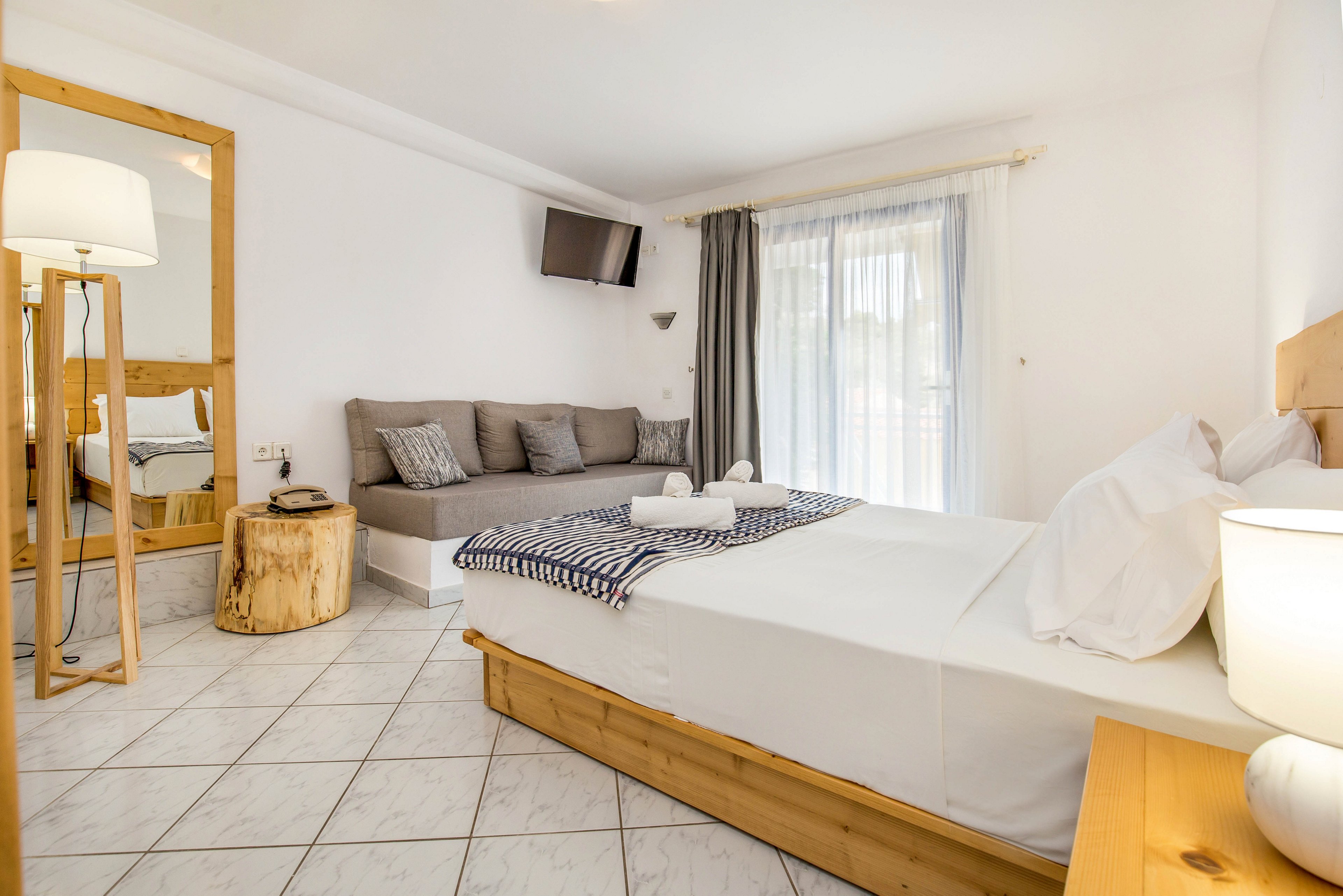 Rodon Hotel & Apartments