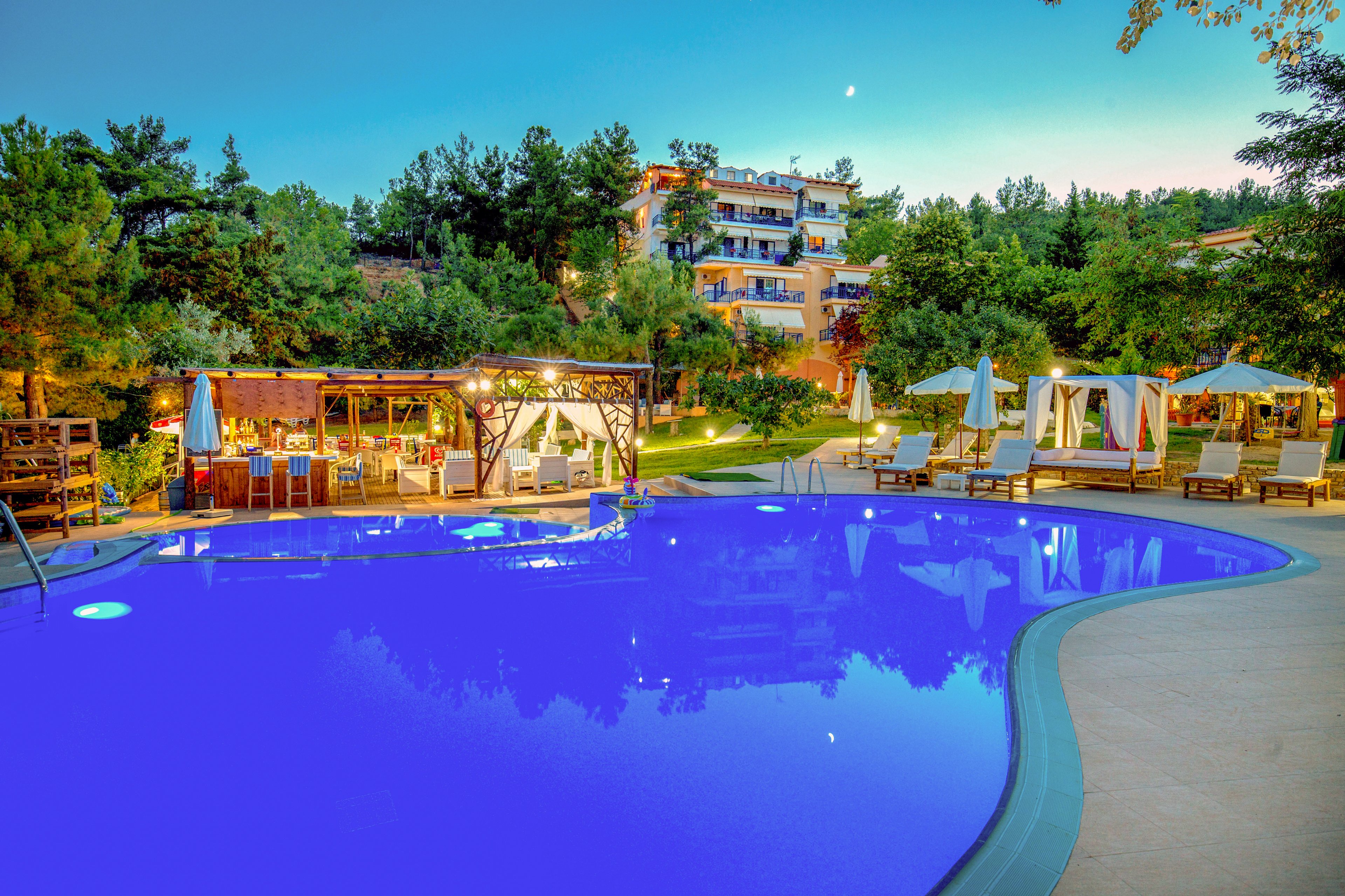 Rodon Hotel & Apartments