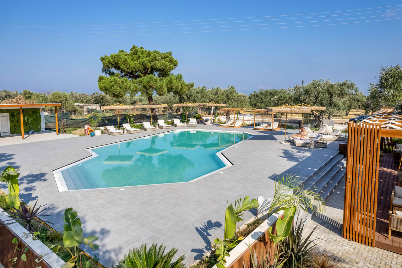 The Mini Resort