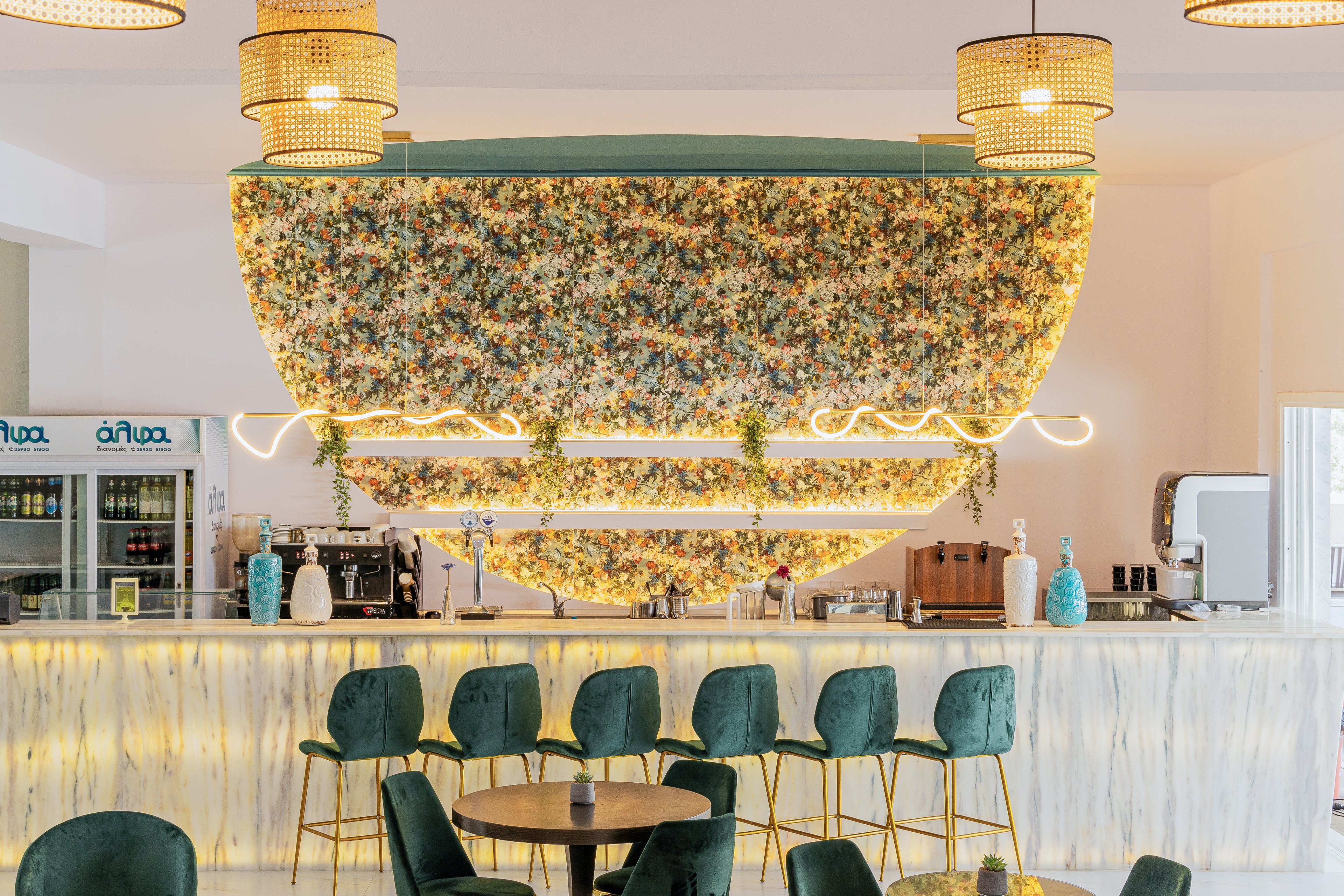 Zoe Hotel & Hive Waterpark