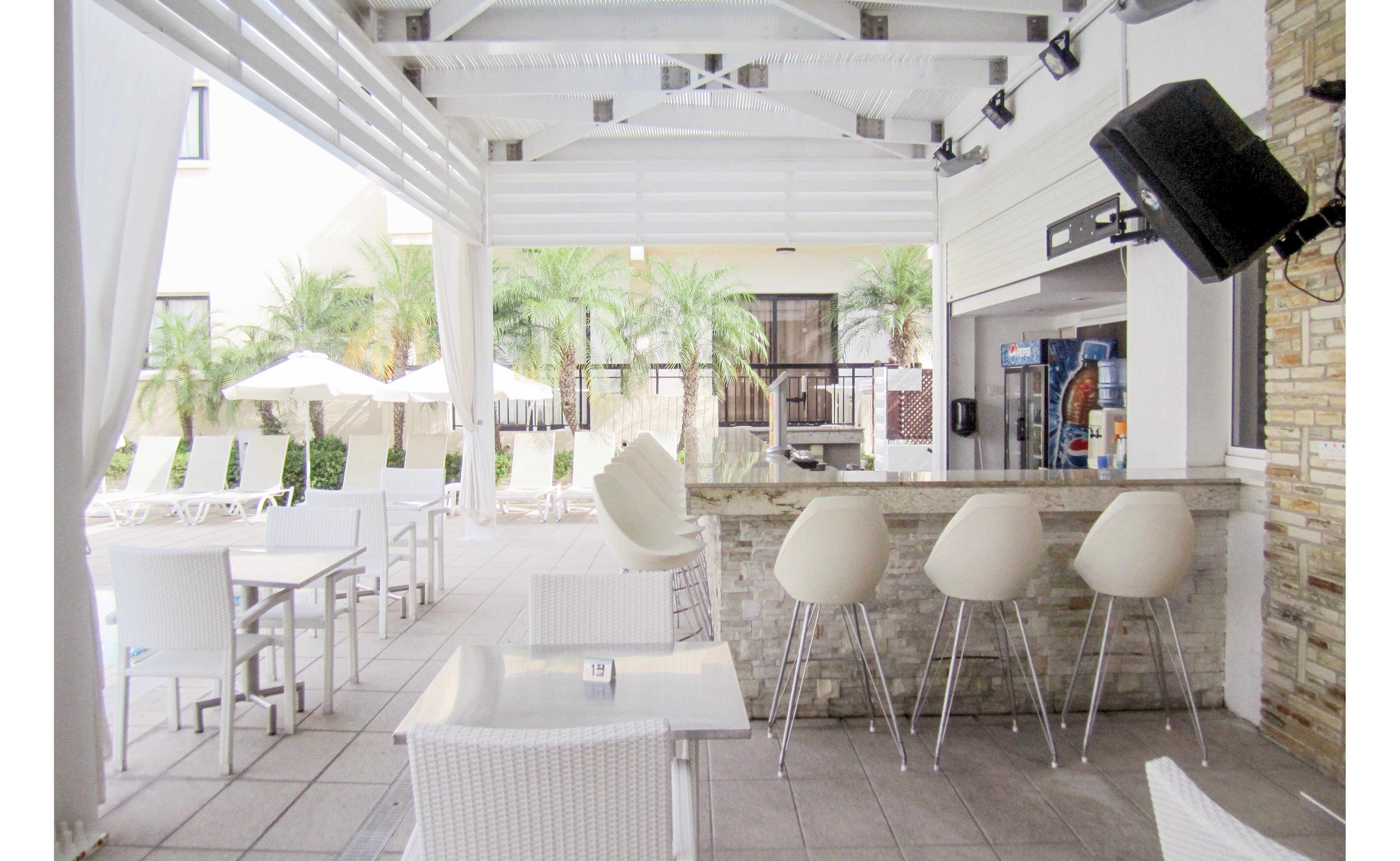 Senator Hotel Apartments