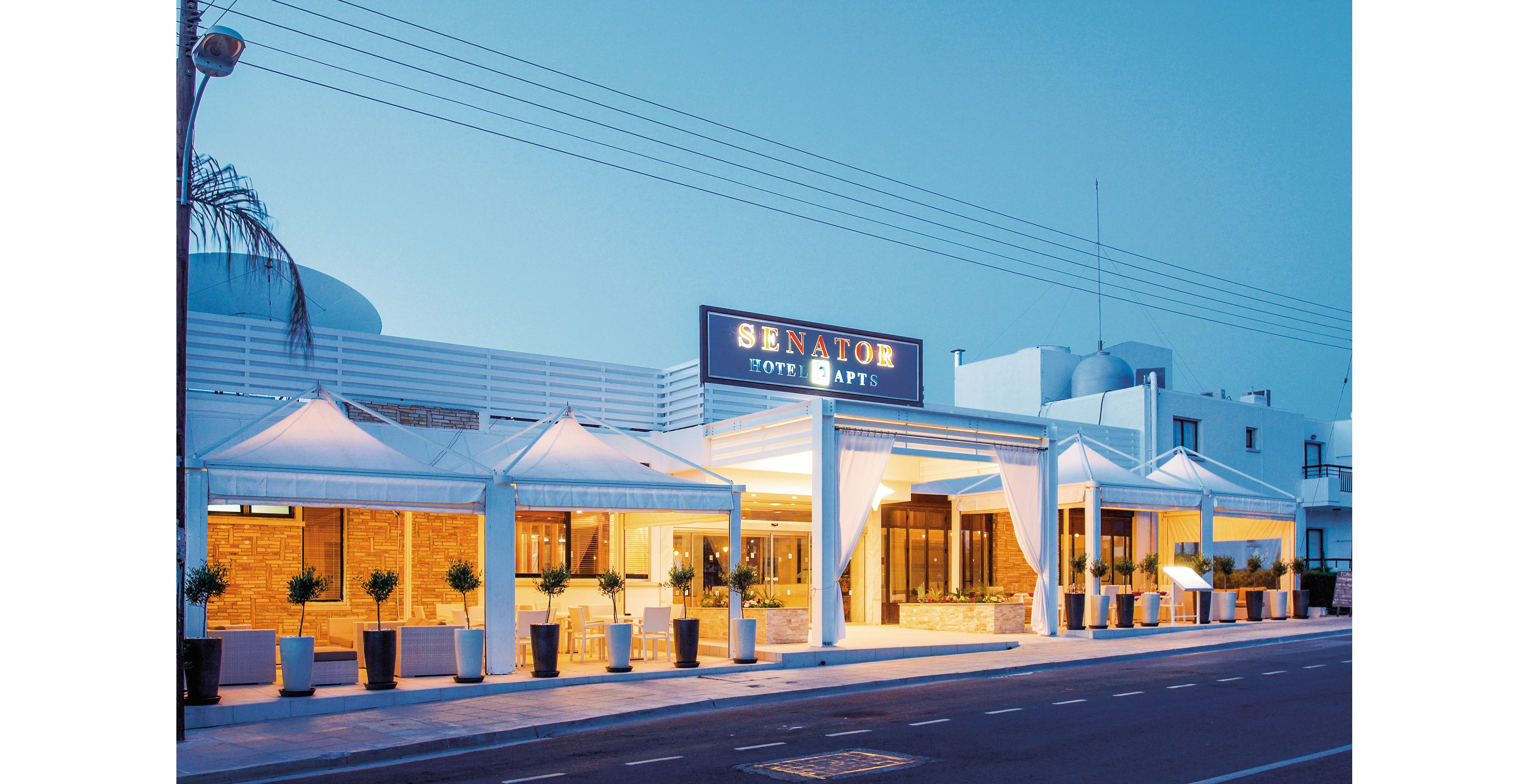 Senator Hotel Apartments