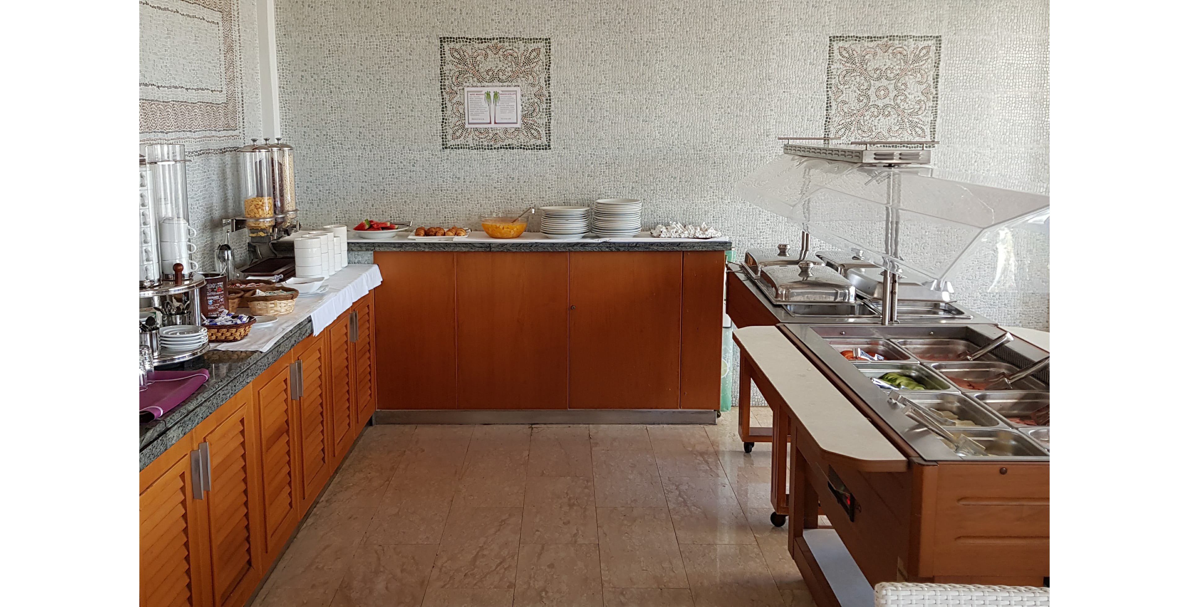 Senator Hotel Apartments