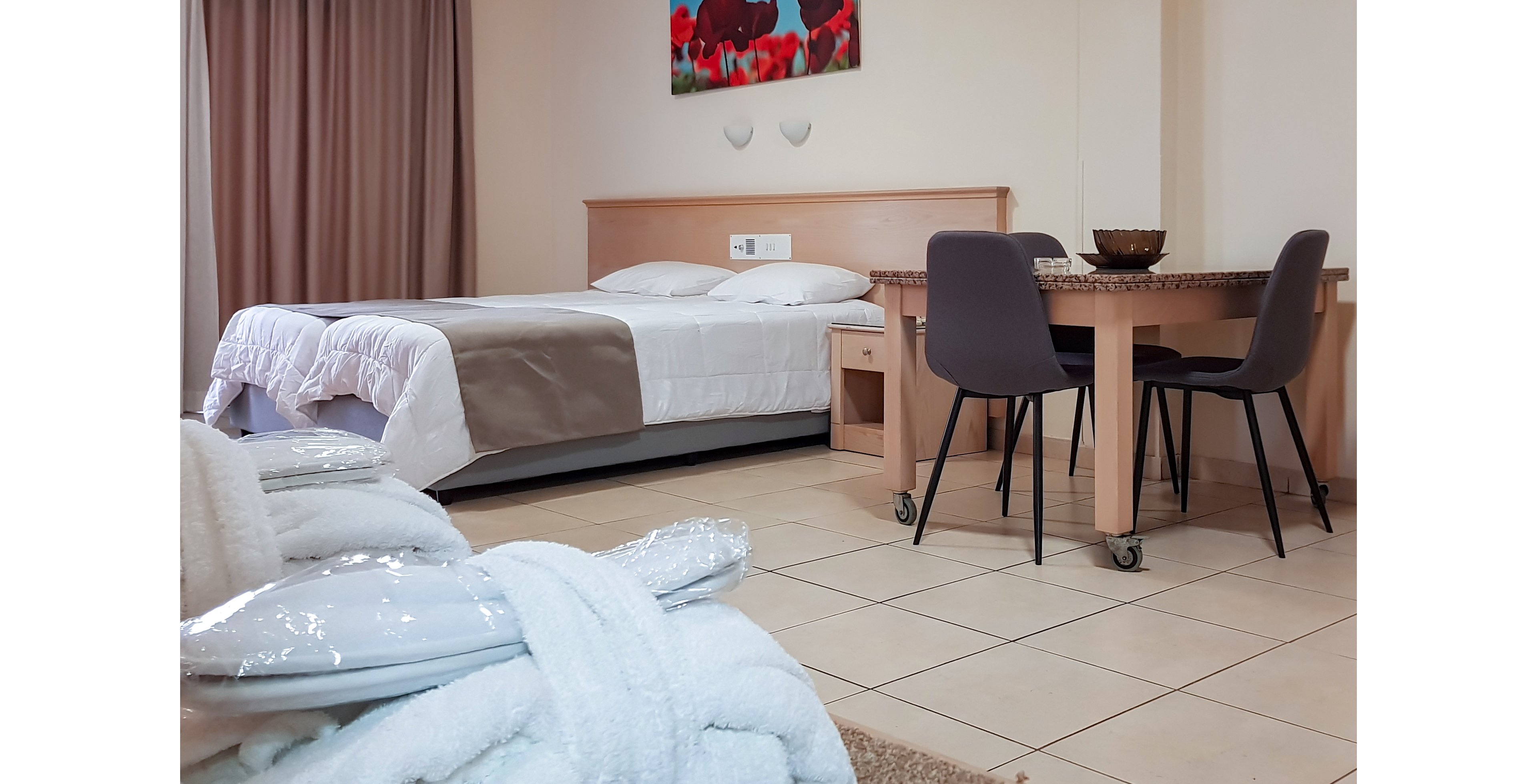 Senator Hotel Apartments