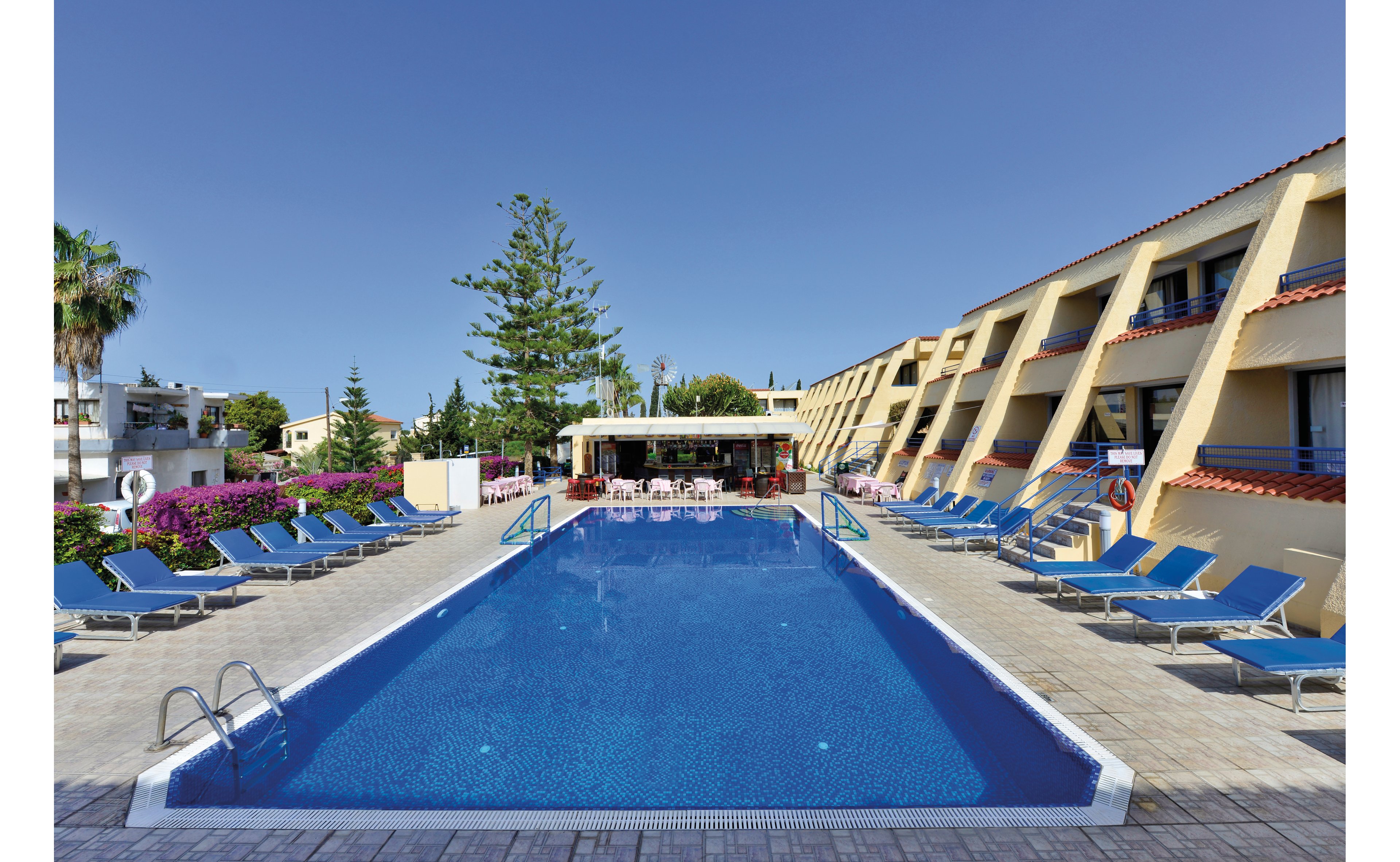 Napa Prince Hotel Apartments