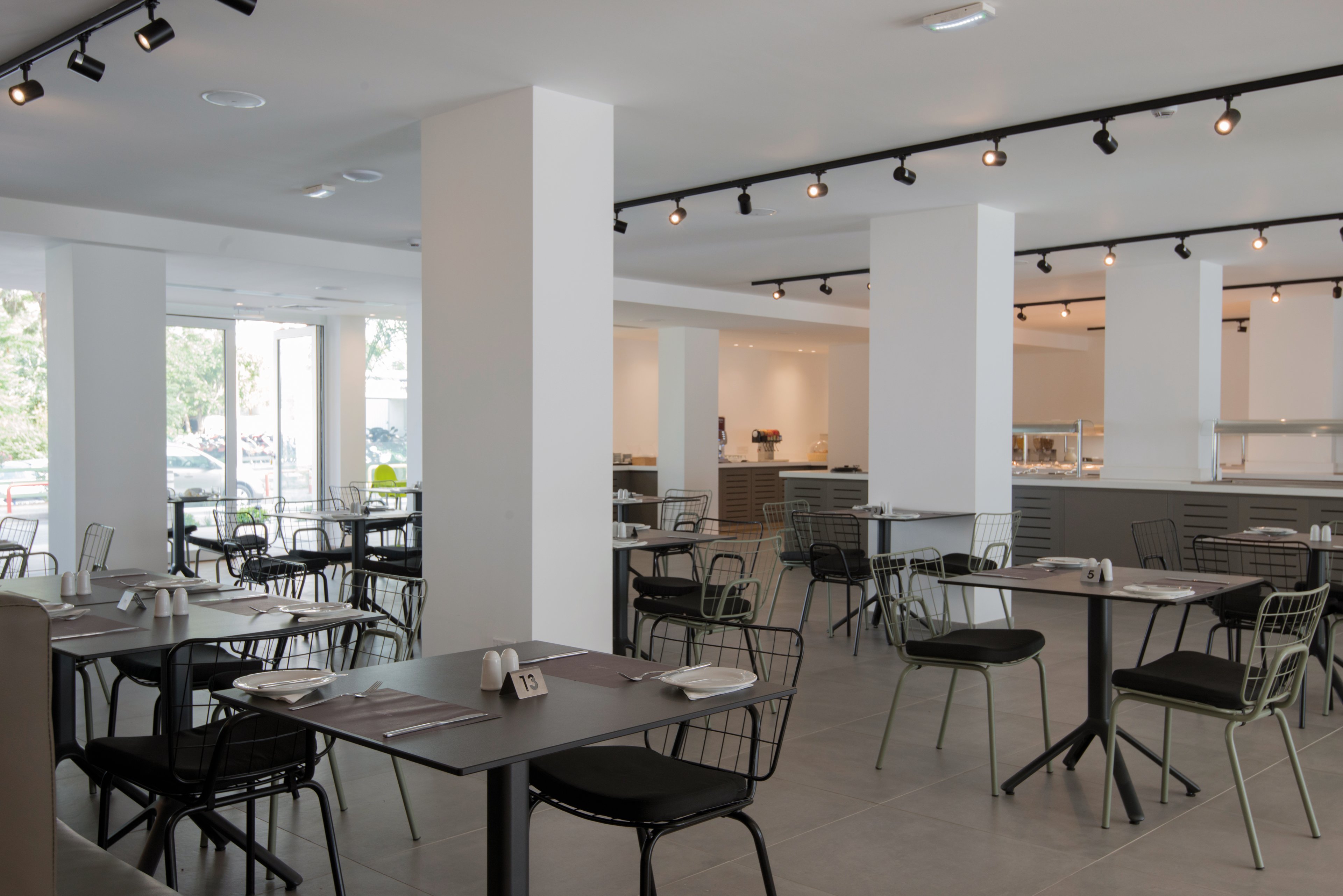 Anthea Hotel Apartments