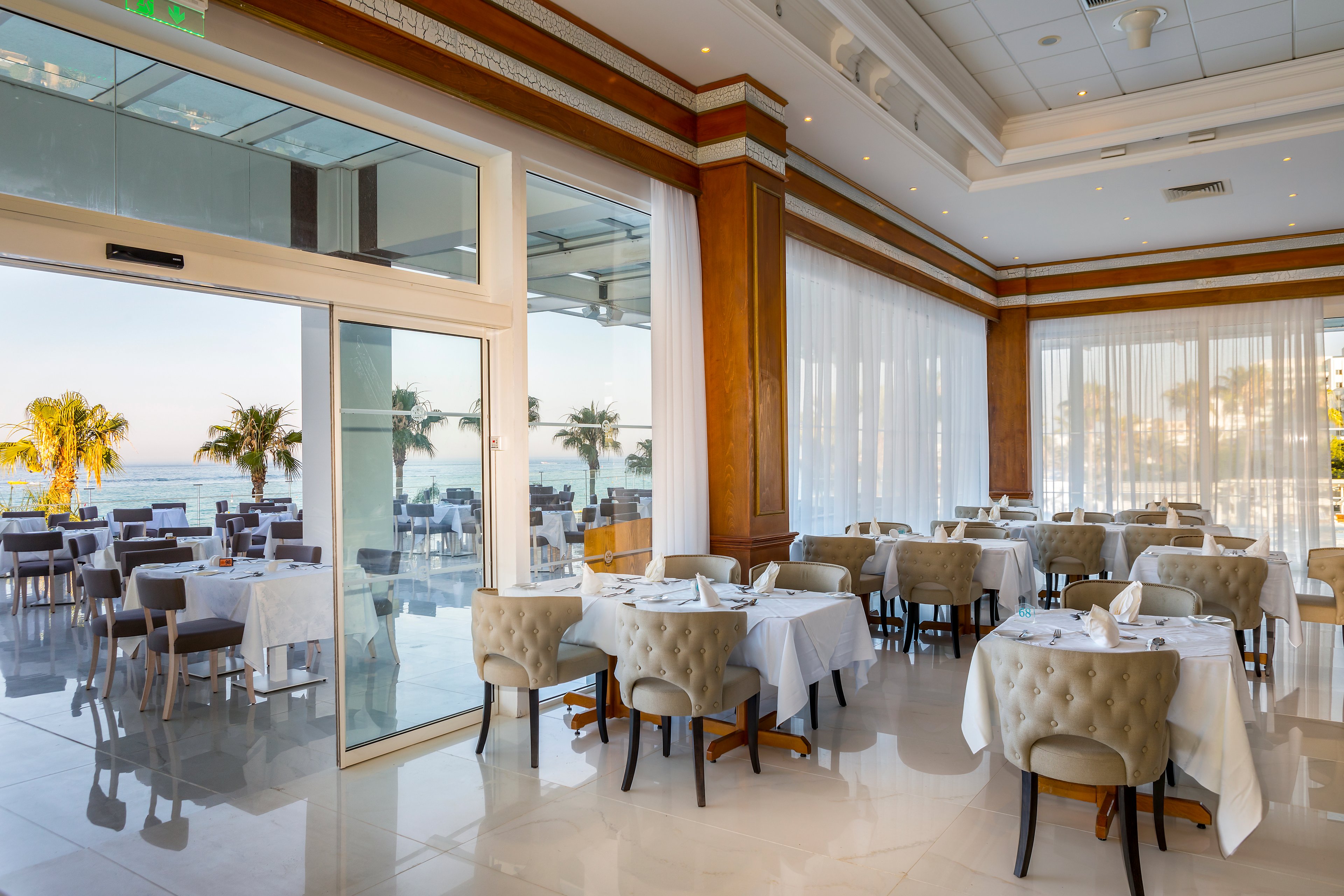 Constantinos The Great Beach Hotel