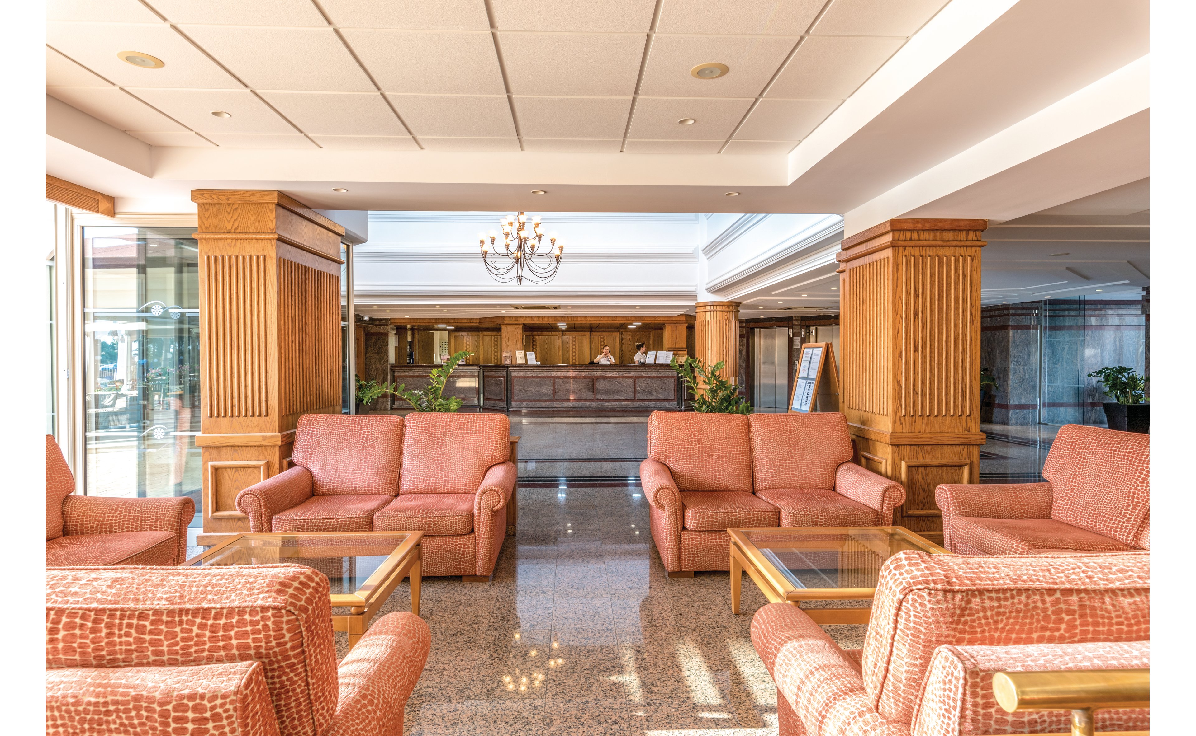 Nissiana Hotel & Bungalows