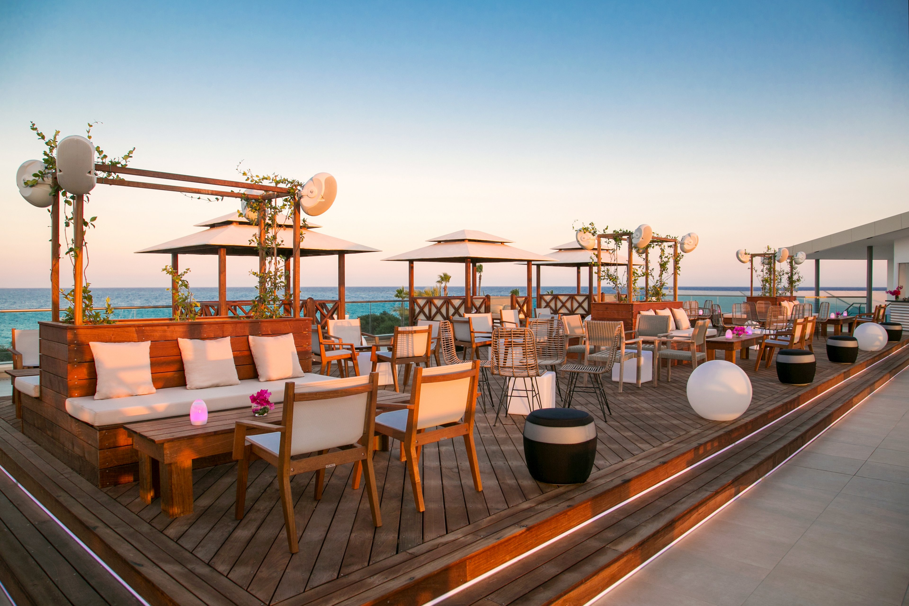 Asterias Beach Hotel