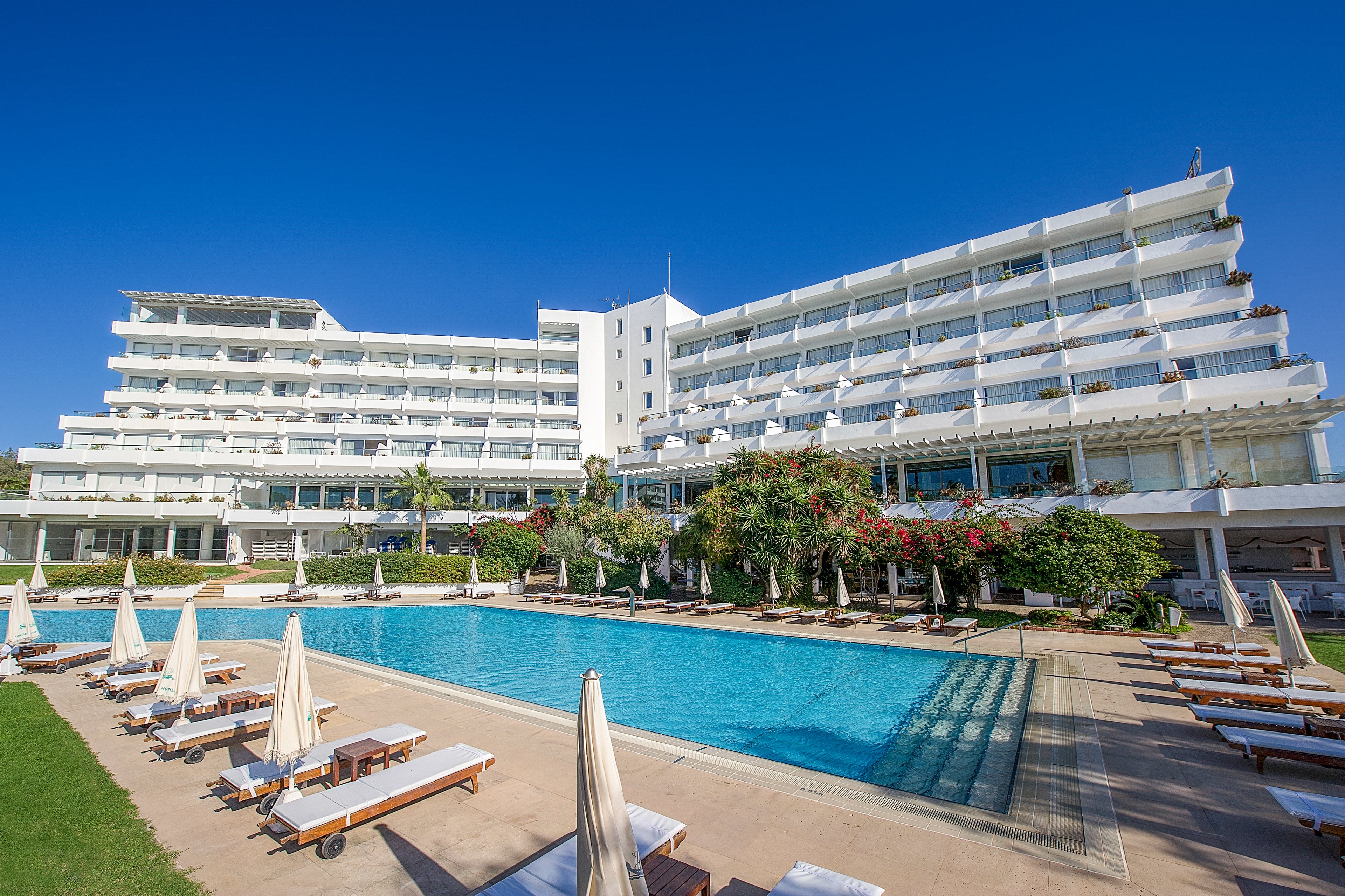 Grecian Sands Hotel