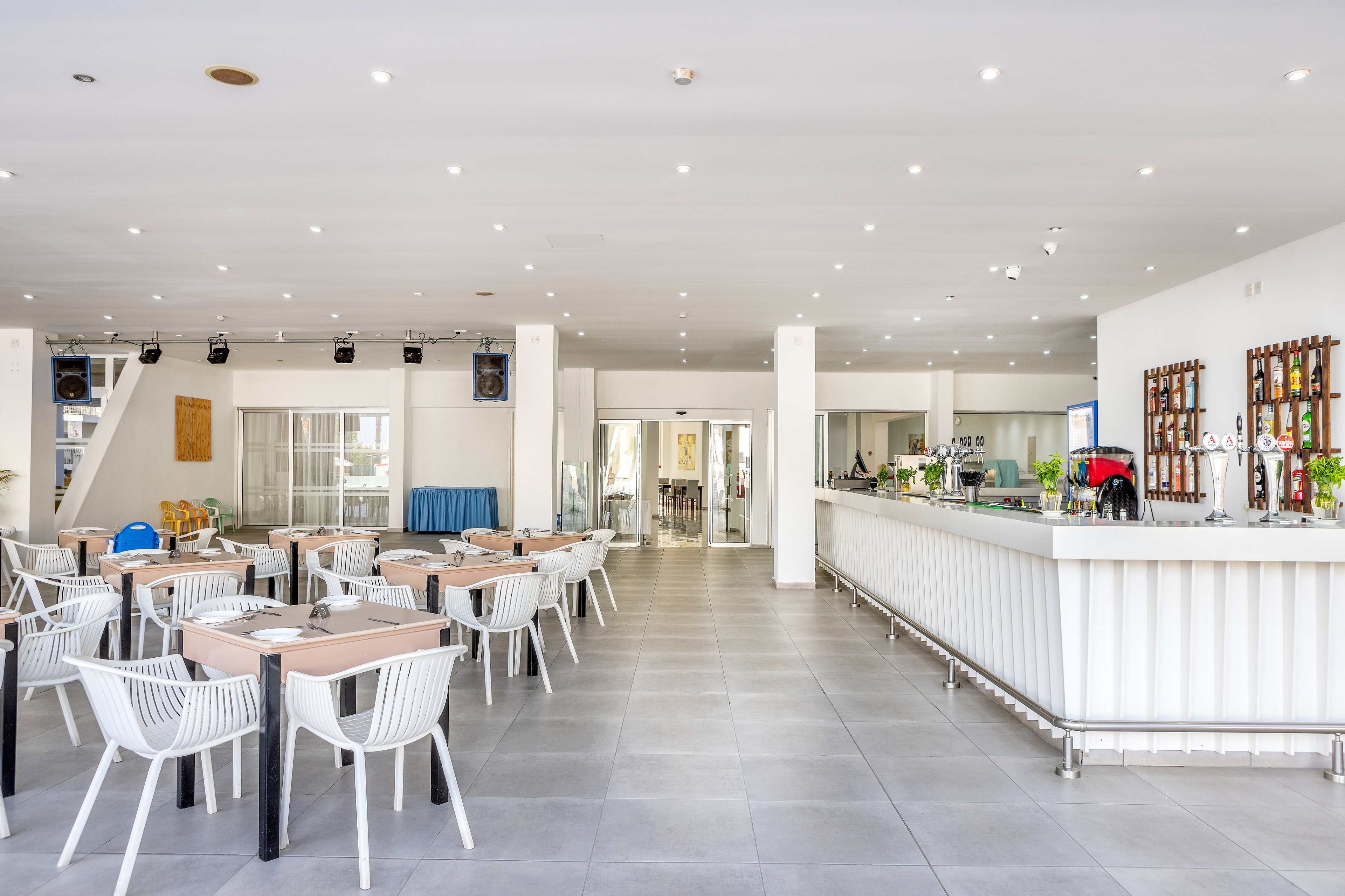 Papantonia Hotel Apartments