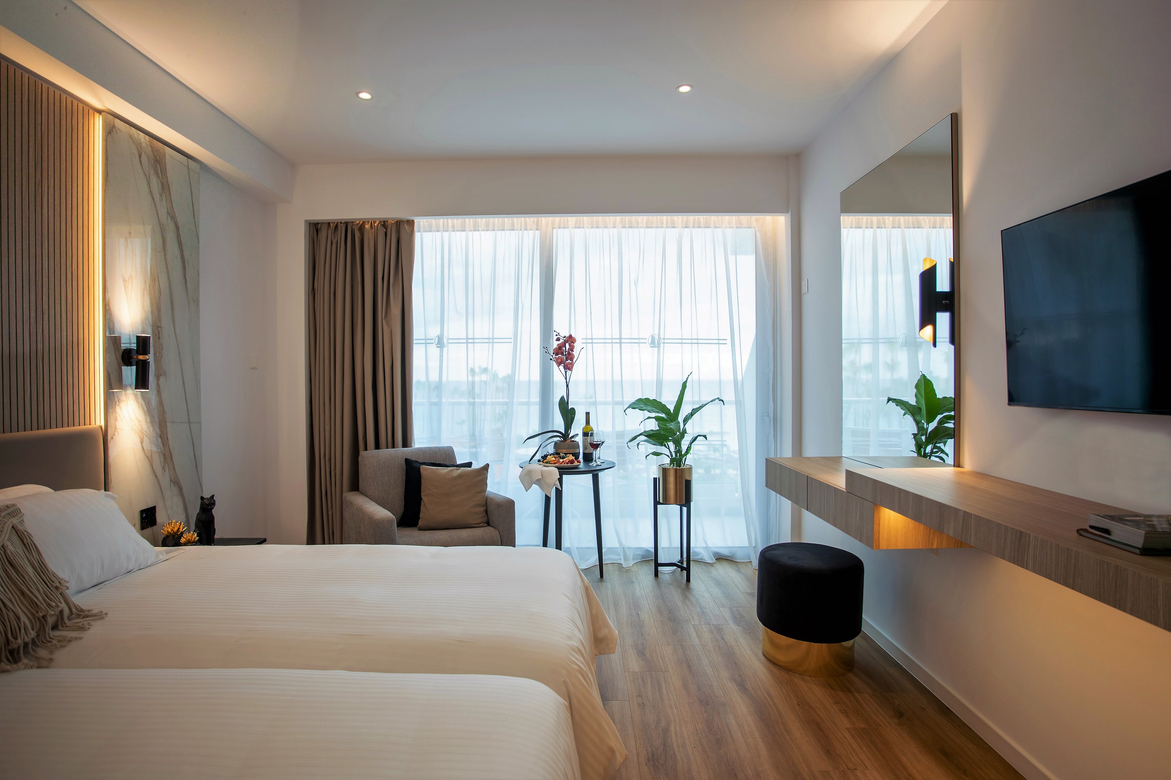 Cavo Maris Beach Hotel