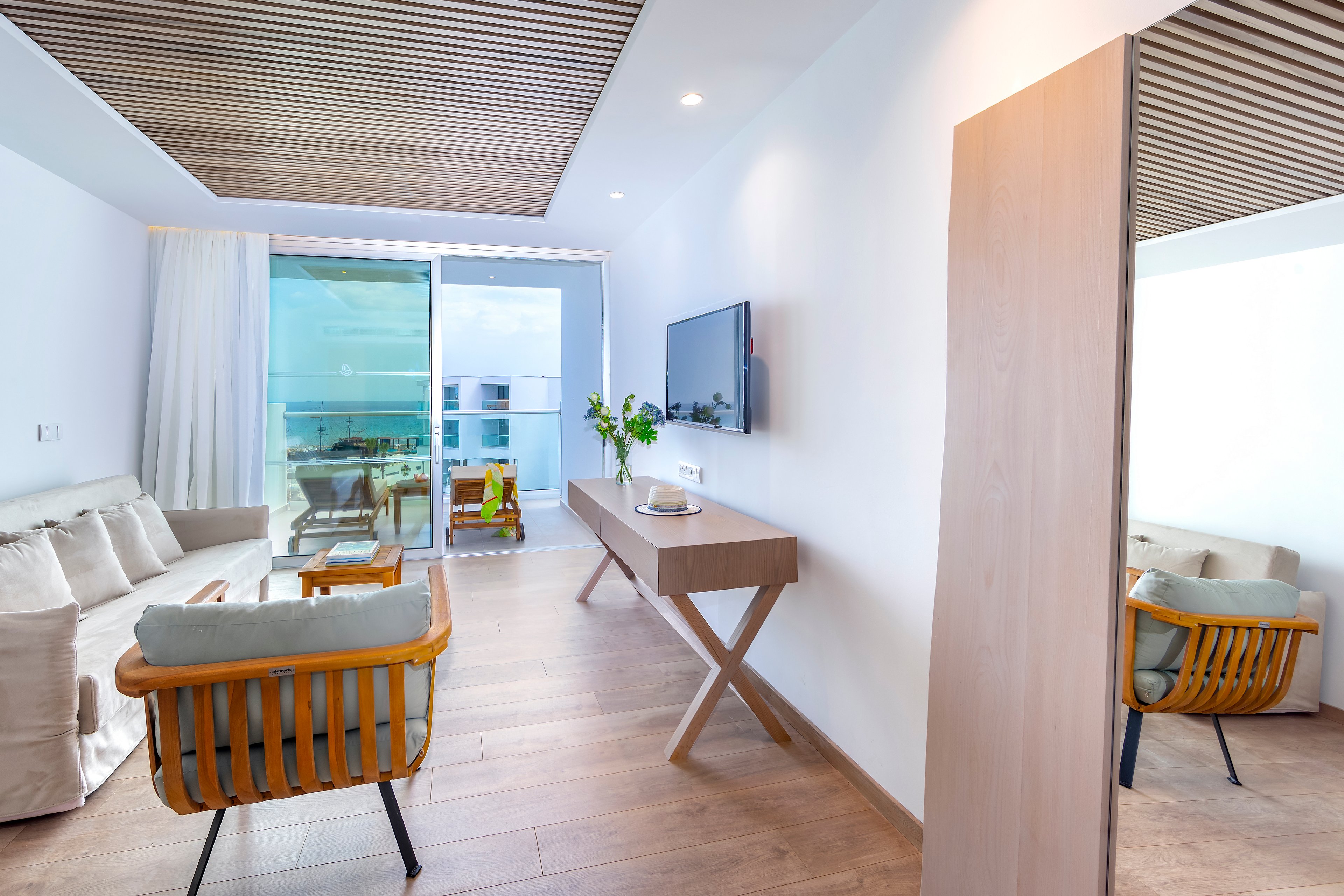 Limanaki Beach Hotel