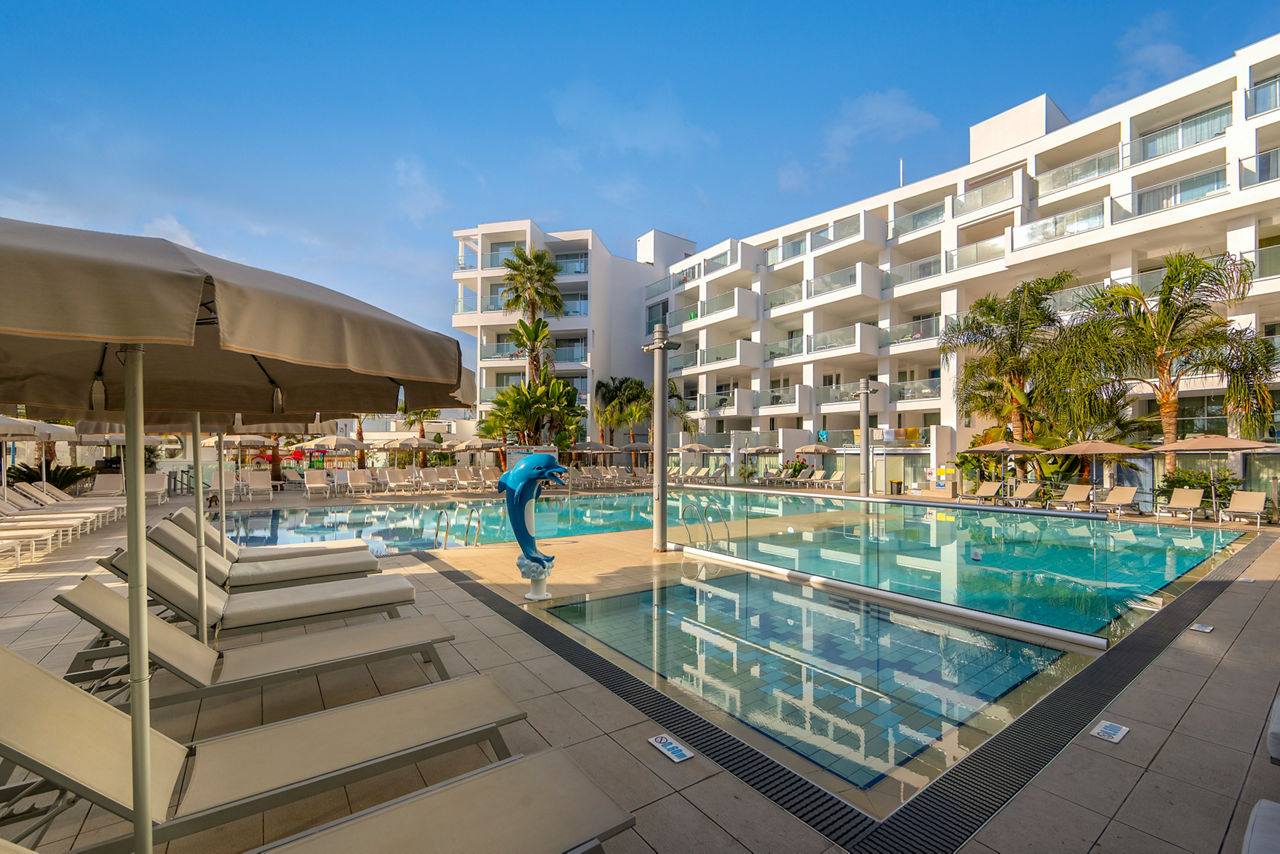 Limanaki Beach Hotel