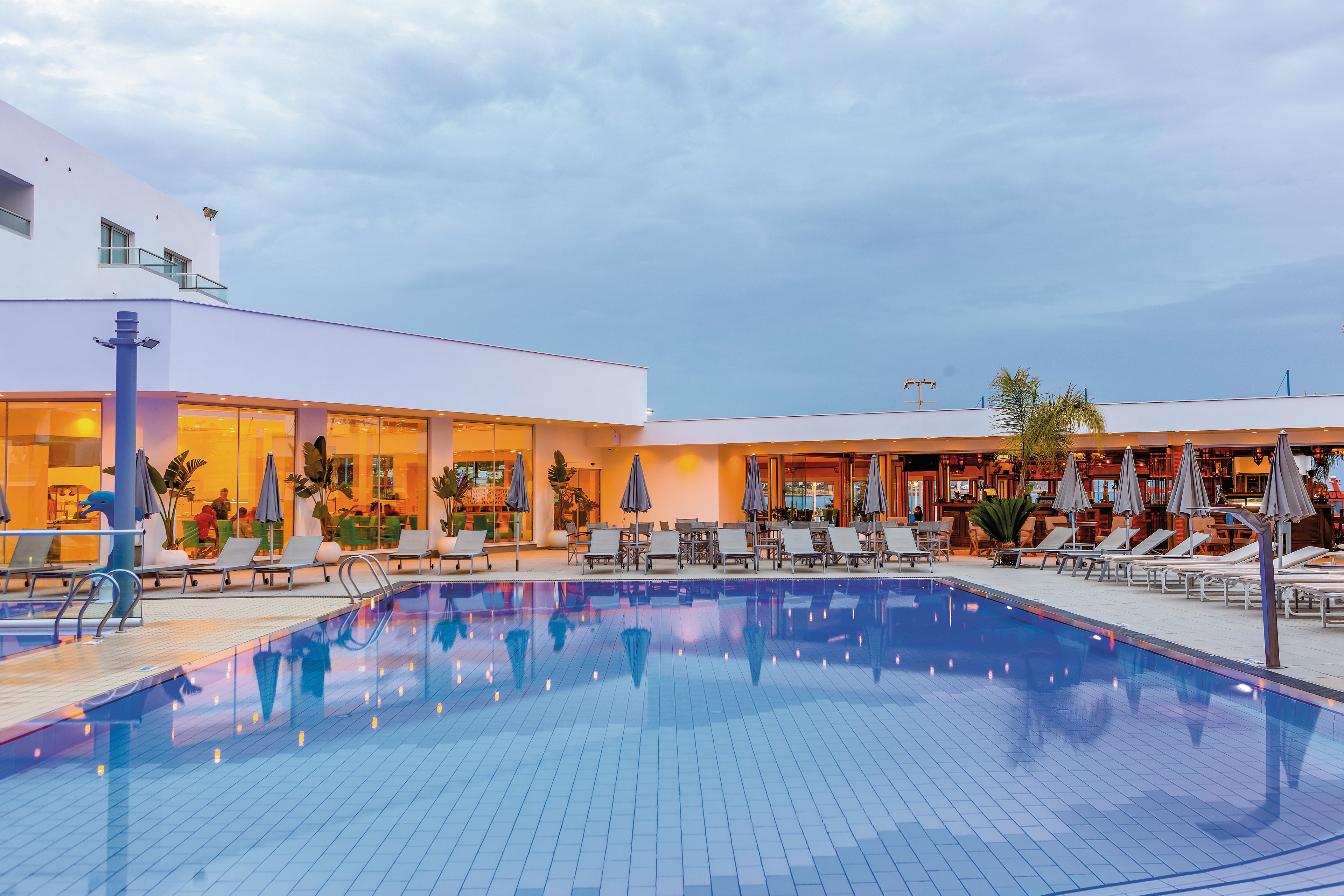 Limanaki Beach Hotel