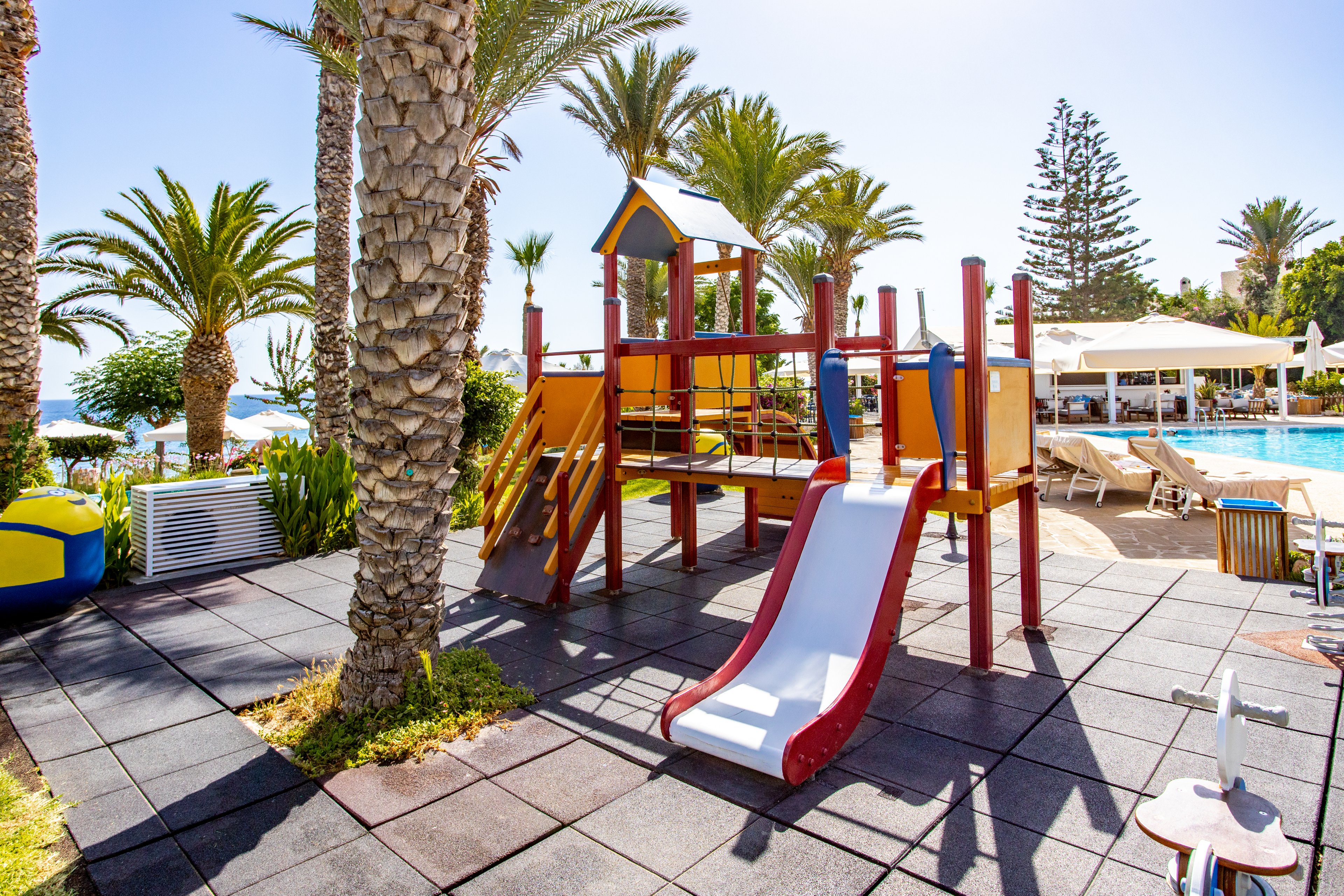 Crystal Springs Beach Hotel