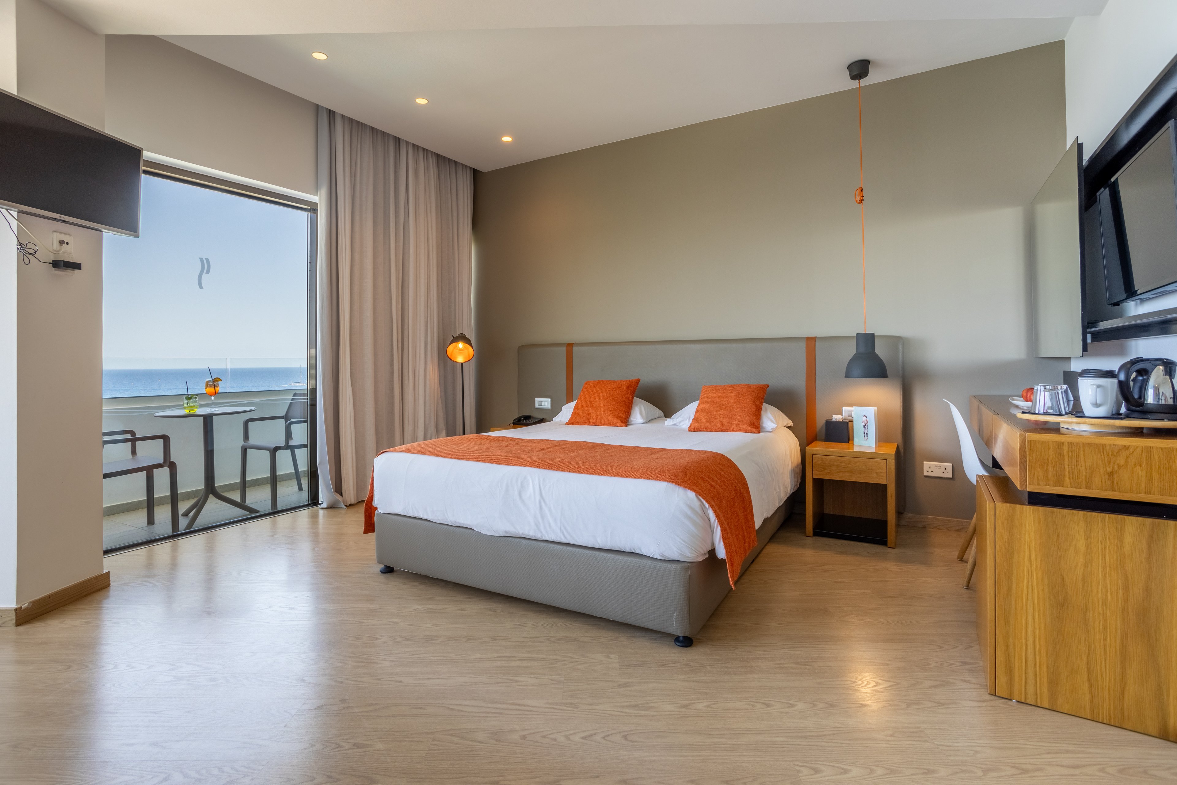 Crystal Springs Beach Hotel