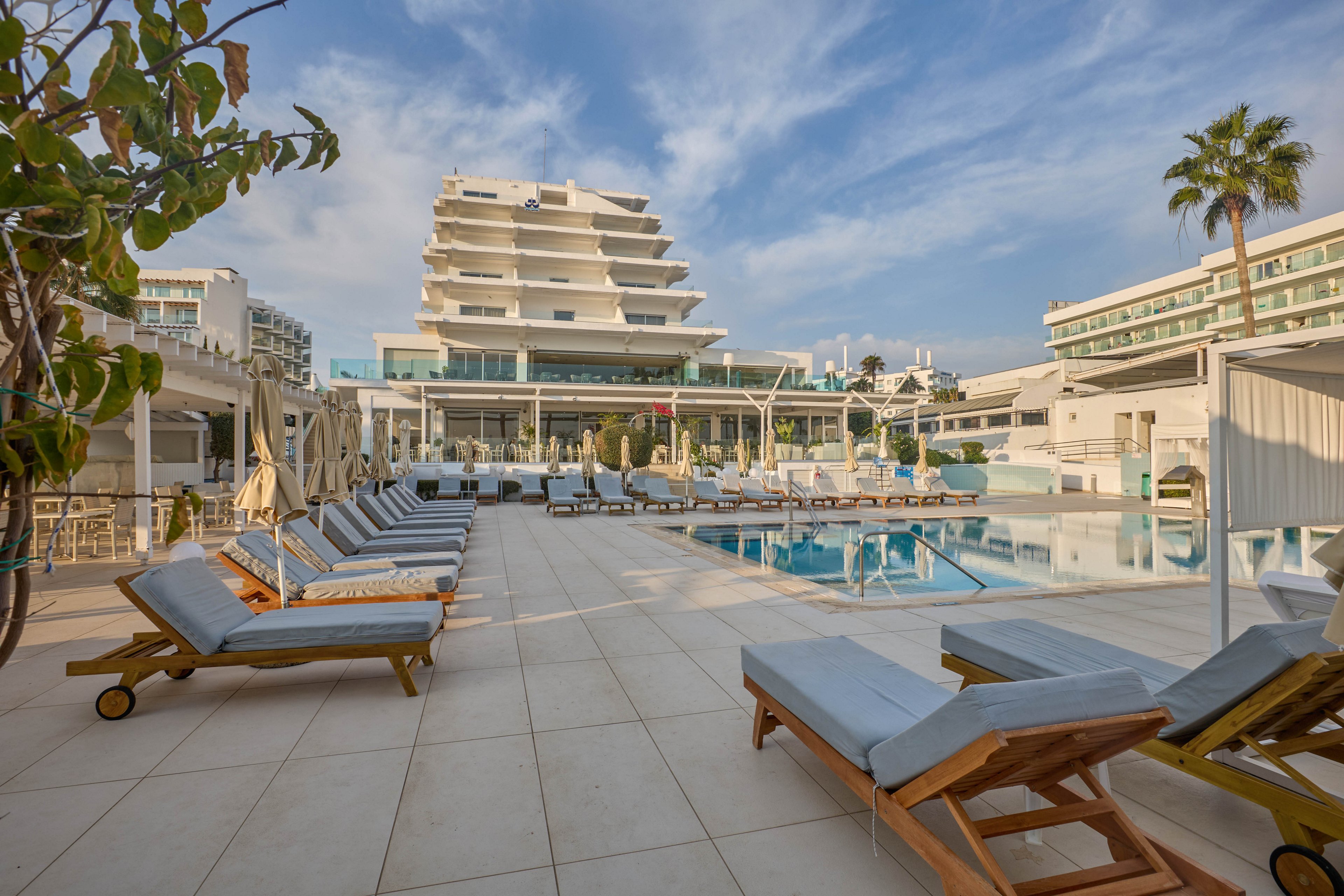 Vrissiana Beach Hotel