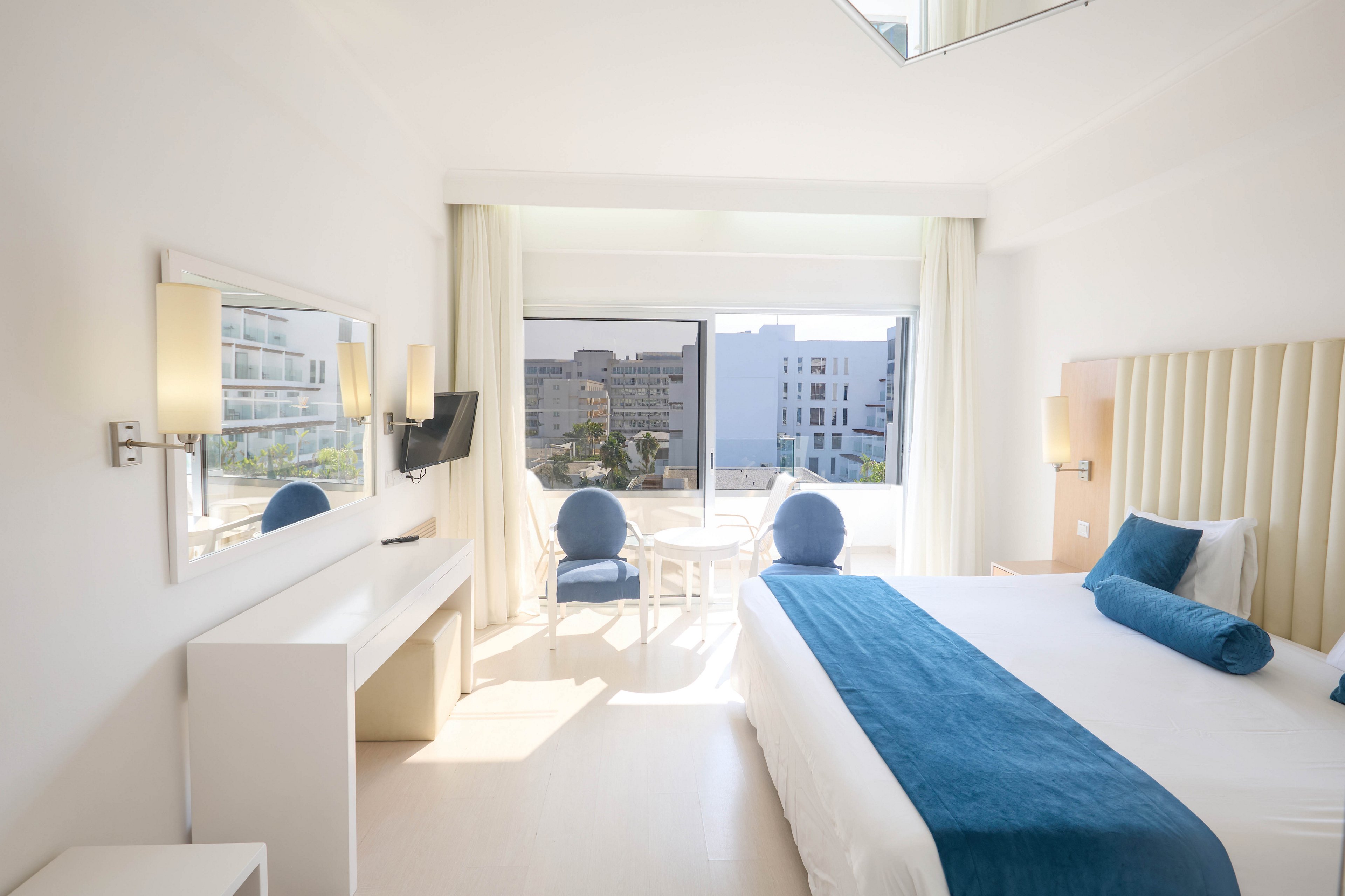 Vrissiana Beach Hotel