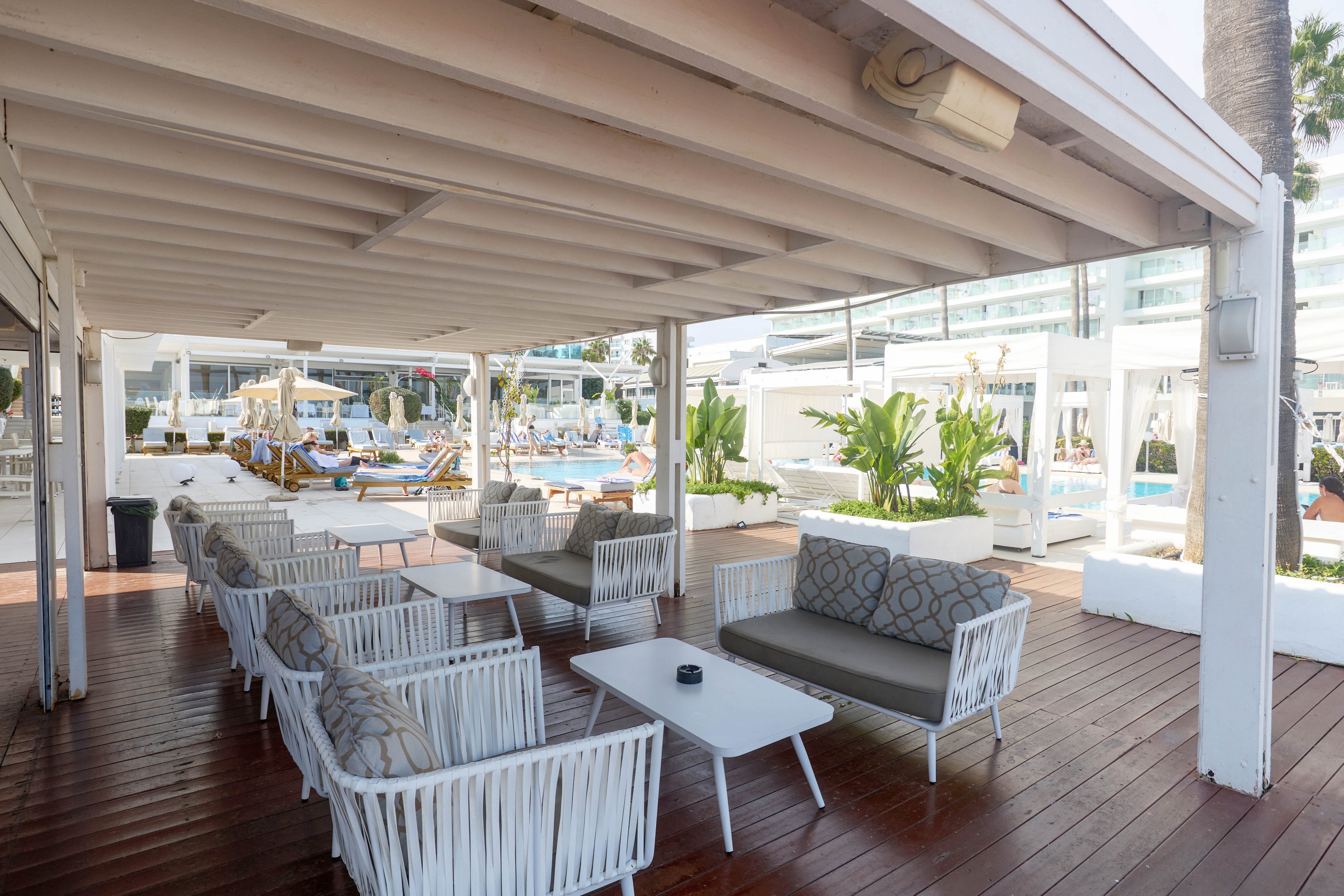 Vrissiana Beach Hotel