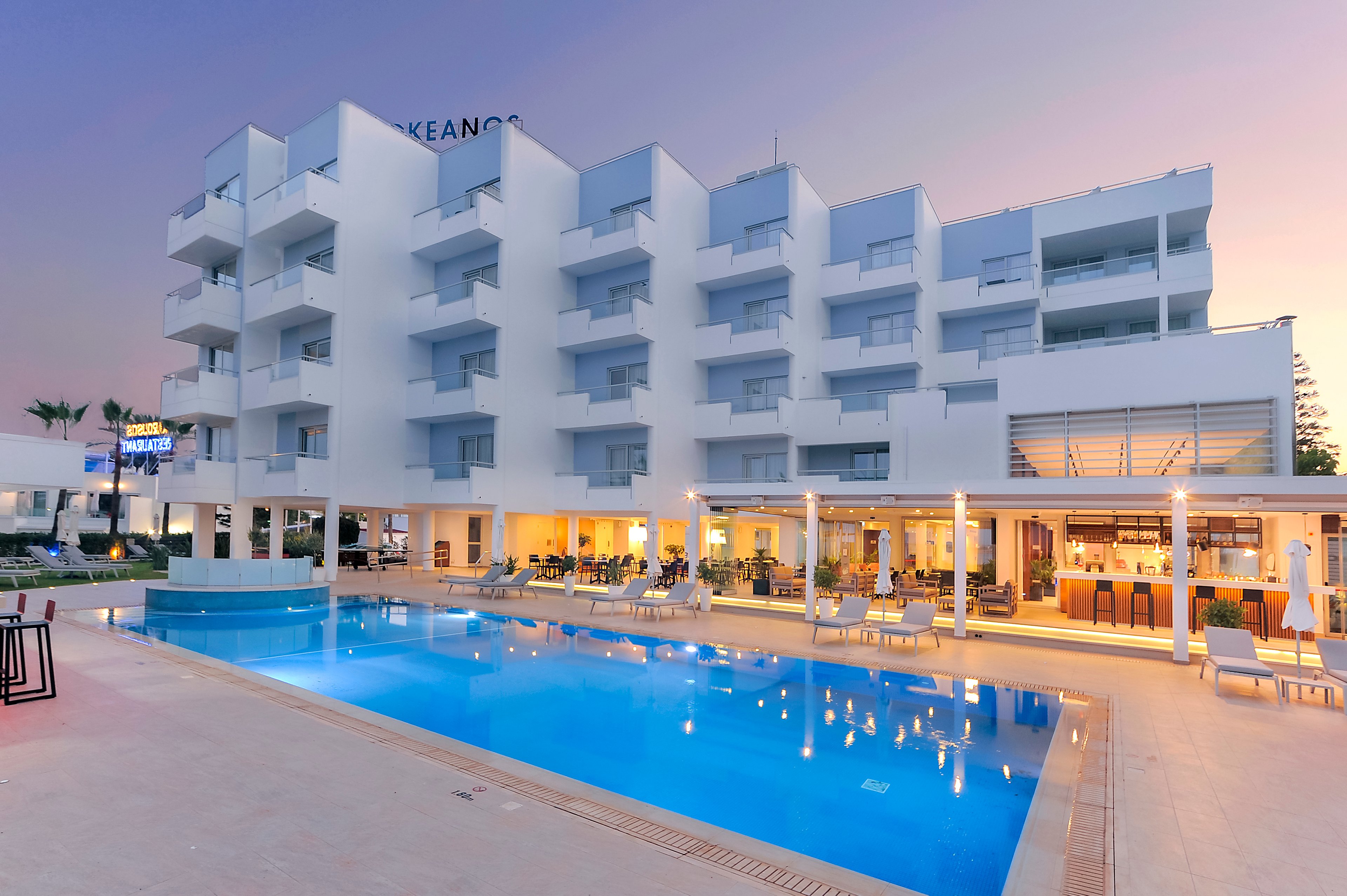 Okeanos Beach Boutique Hotel