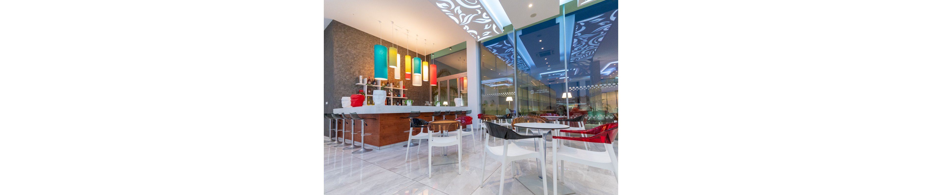 Nicholas Color Hotel