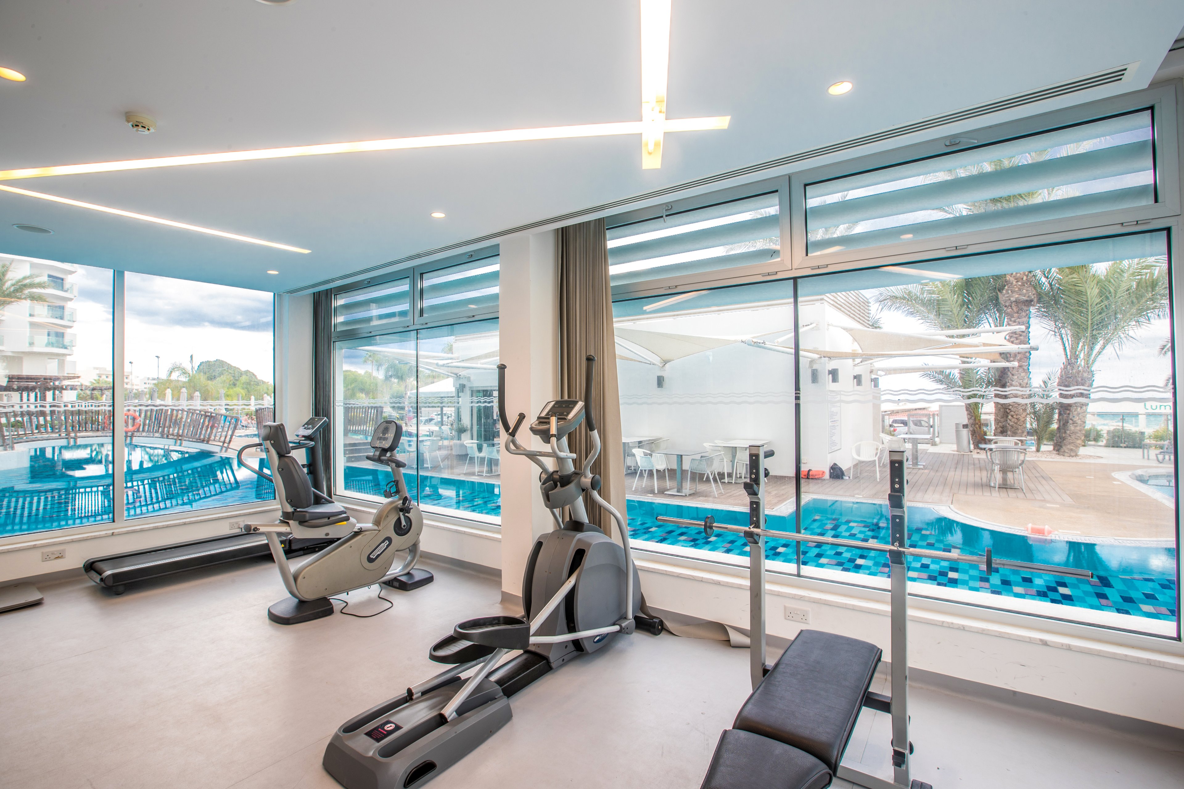 Vassos Nissi Plage Hotel