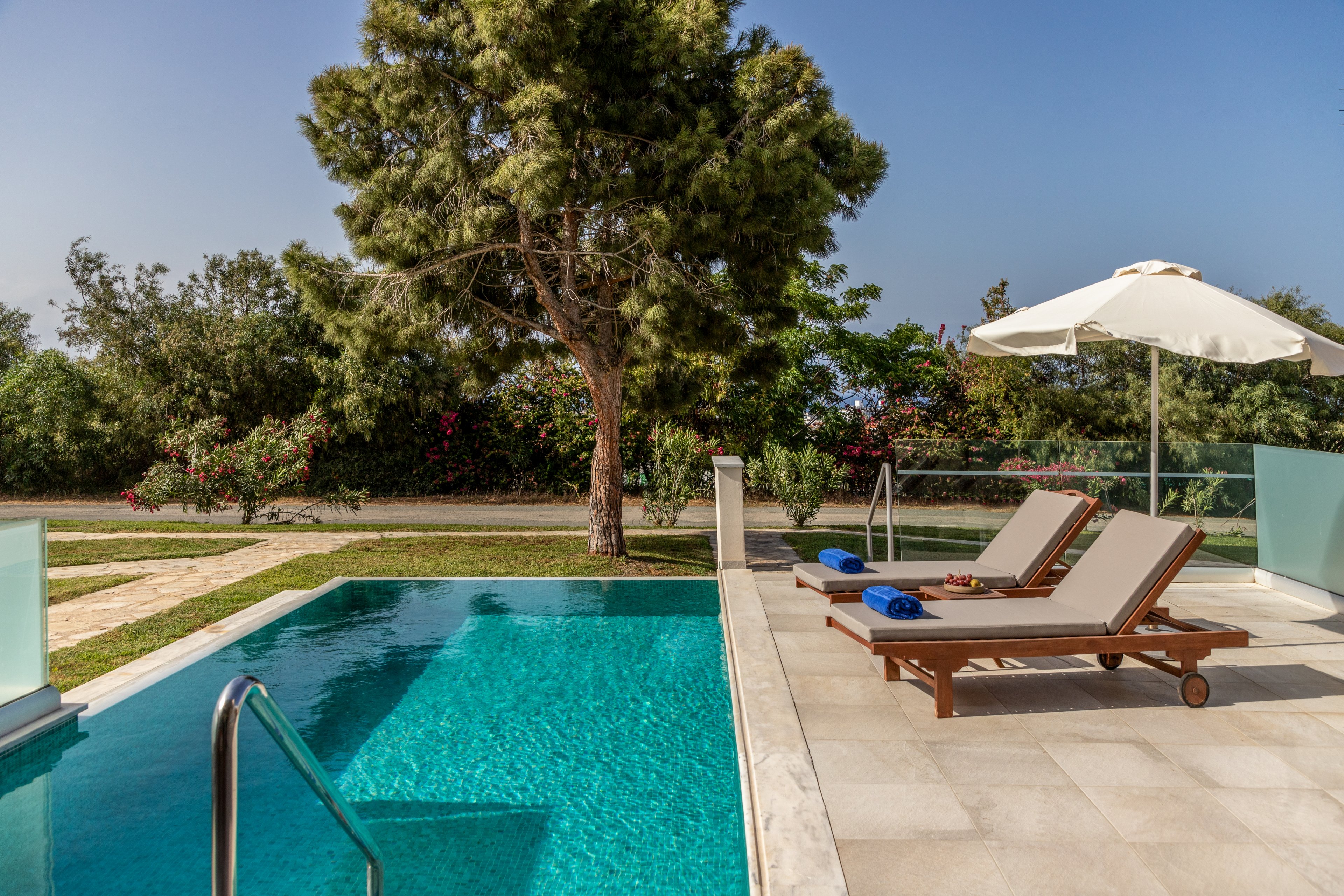 Louis St. Elias Resort