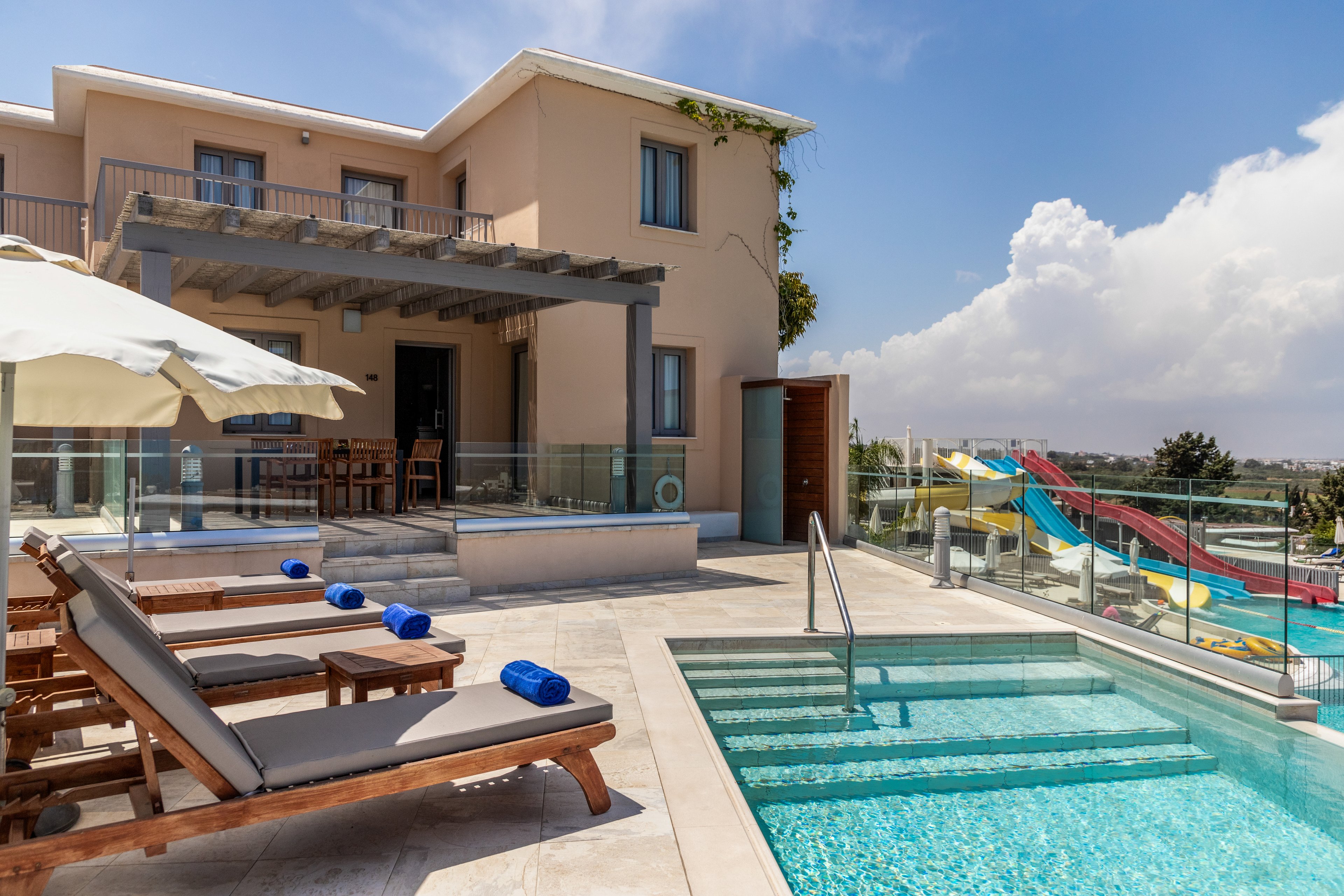 Louis St. Elias Resort