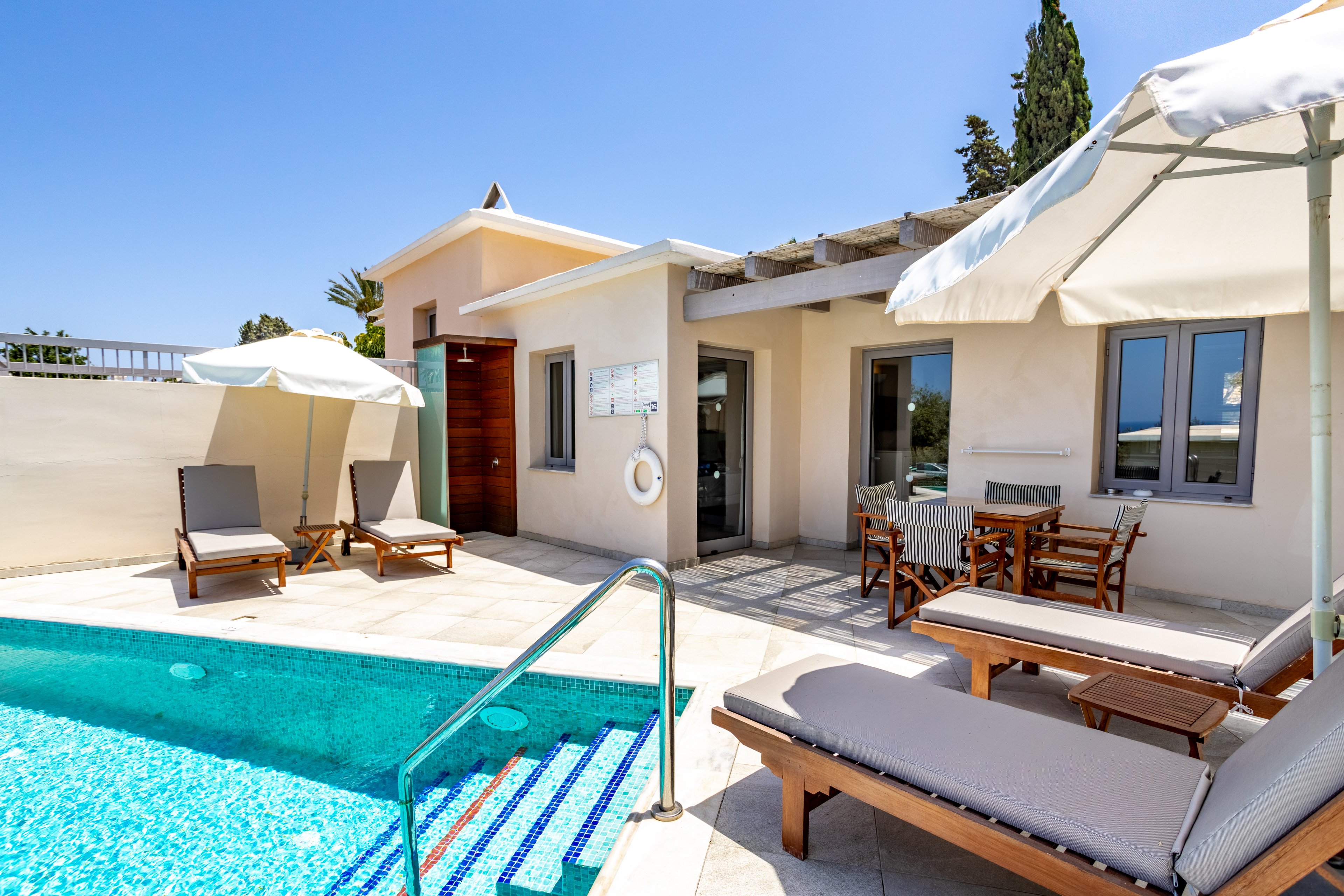 Louis St. Elias Resort