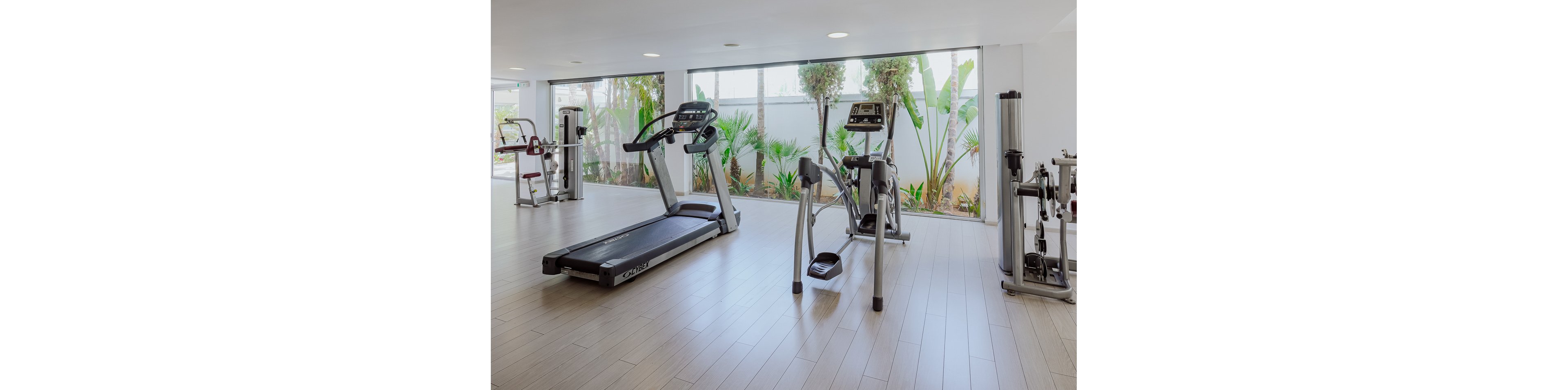 Tasia Maris Oasis Hotel