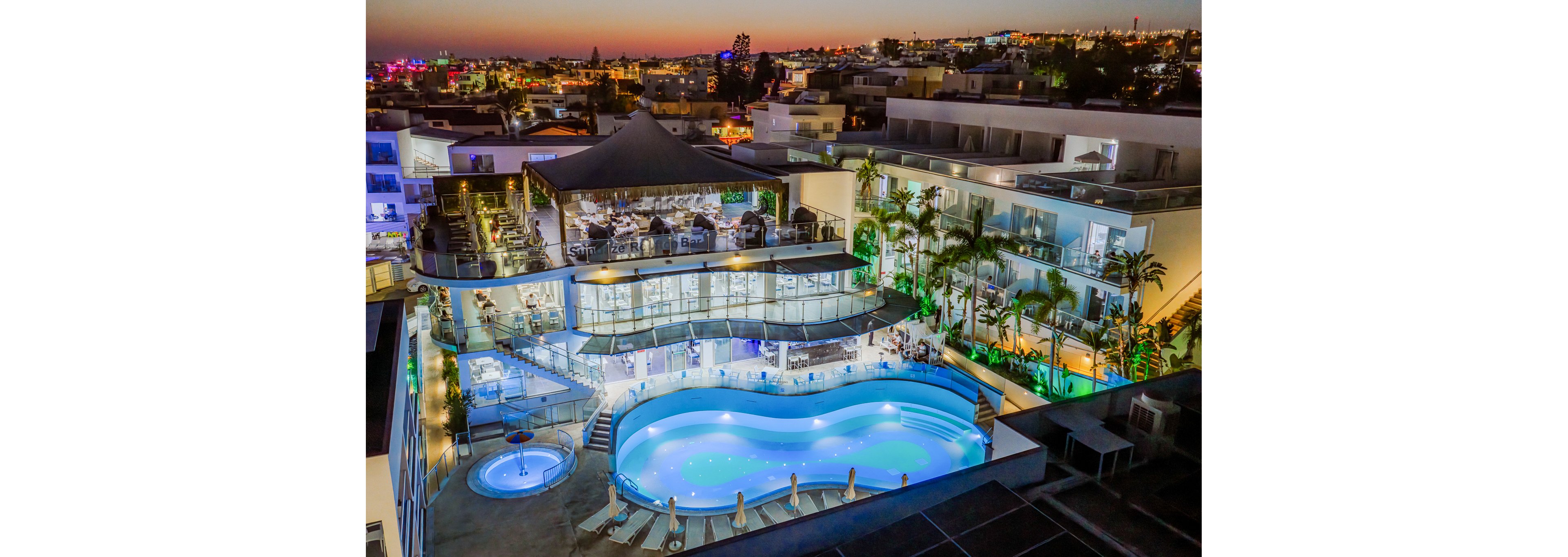 Tasia Maris Oasis Hotel