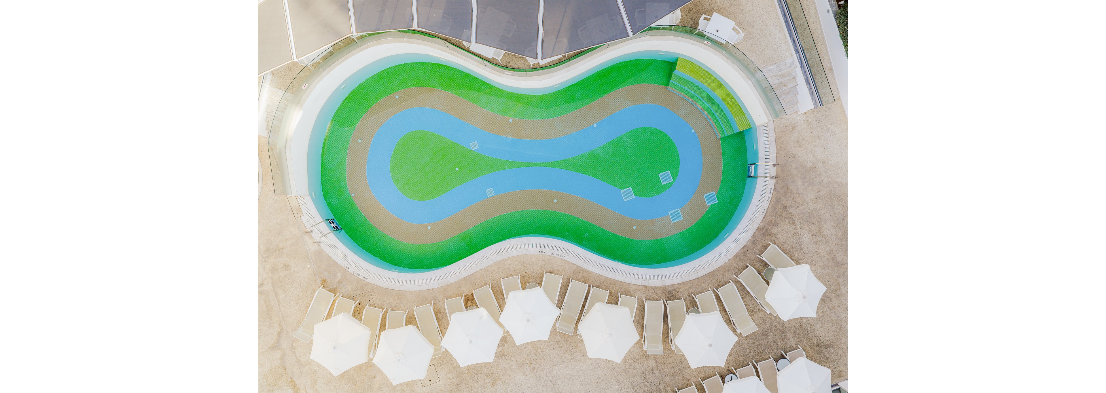 Tasia Maris Oasis Hotel