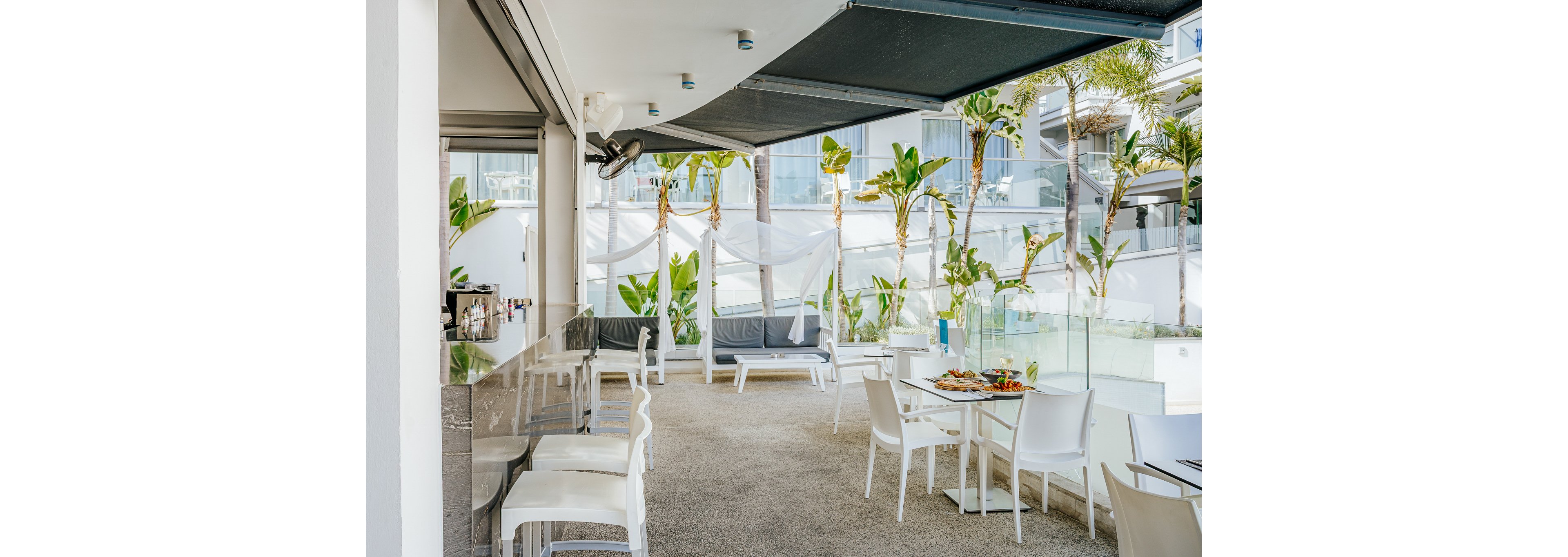 Tasia Maris Oasis Hotel