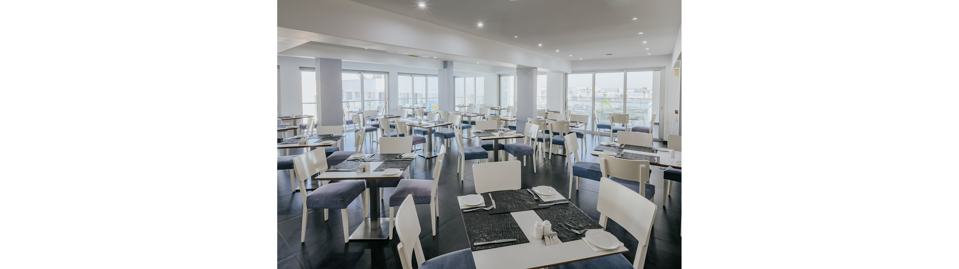 Tasia Maris Oasis Hotel