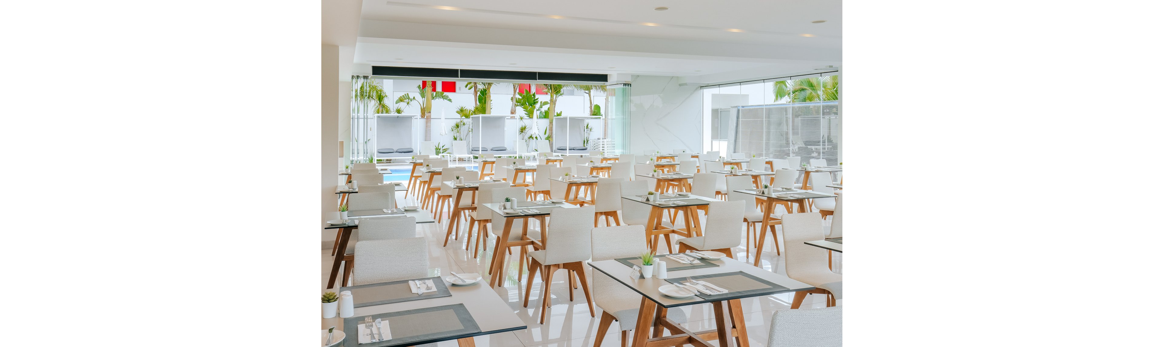 Tasia Maris Seasons Hotel