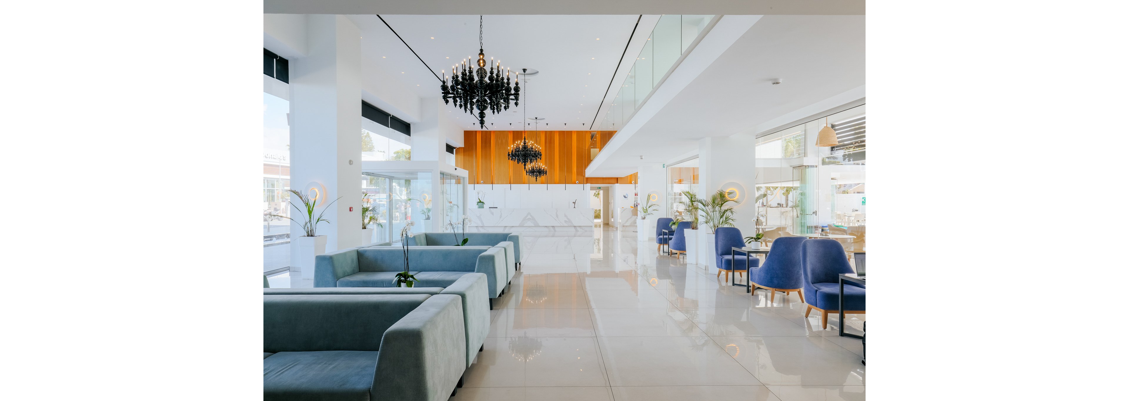 Tasia Maris Seasons Hotel