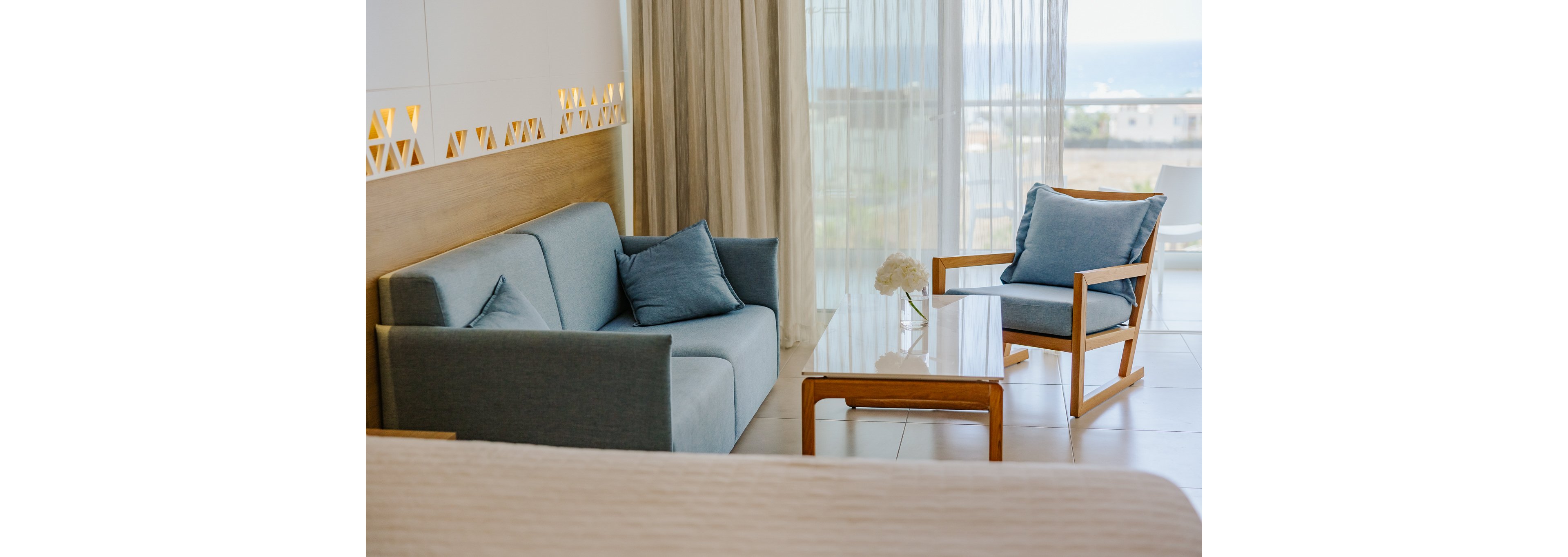 Tasia Maris Seasons Hotel