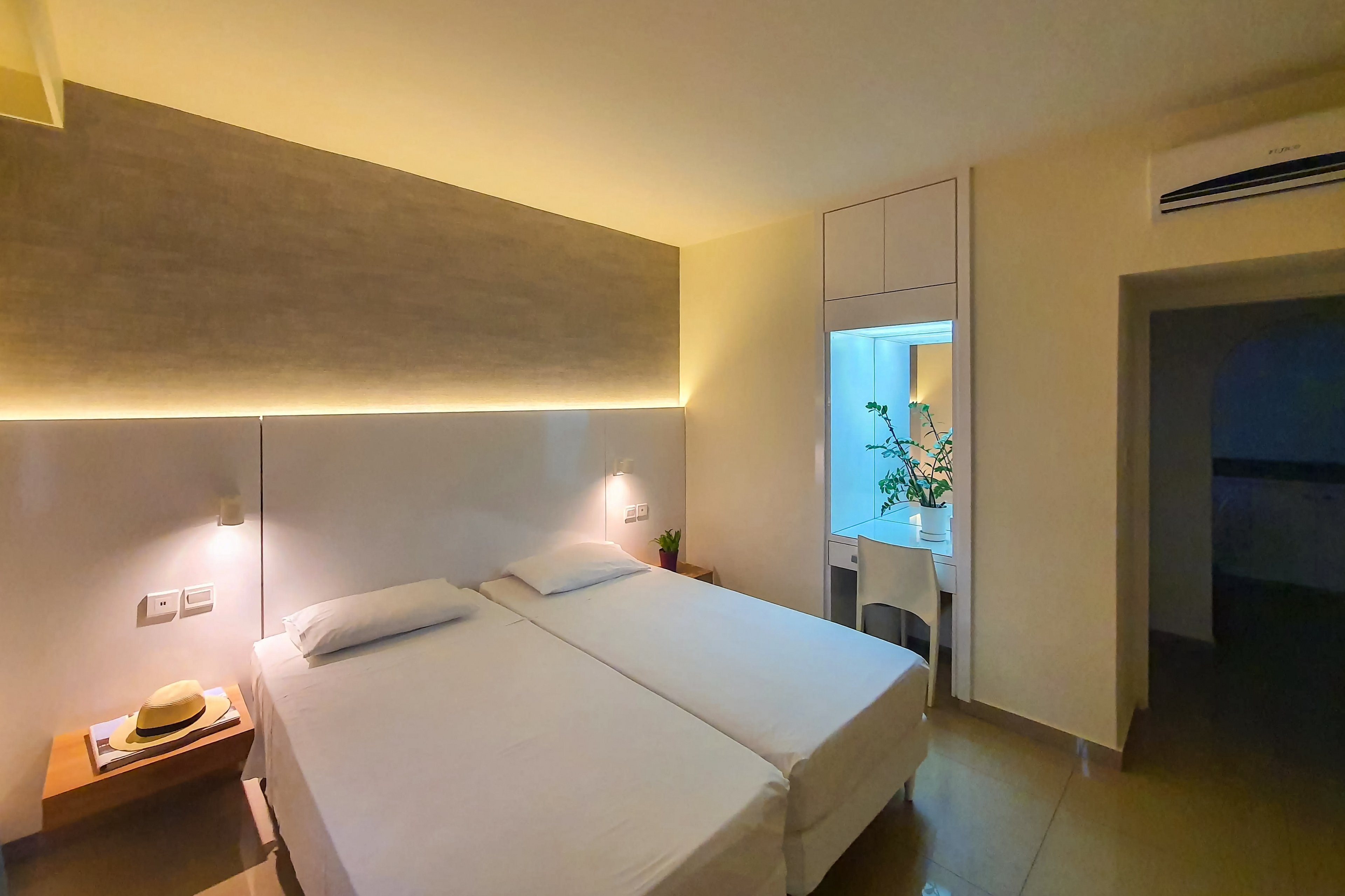 Malama Beach Holiday Village