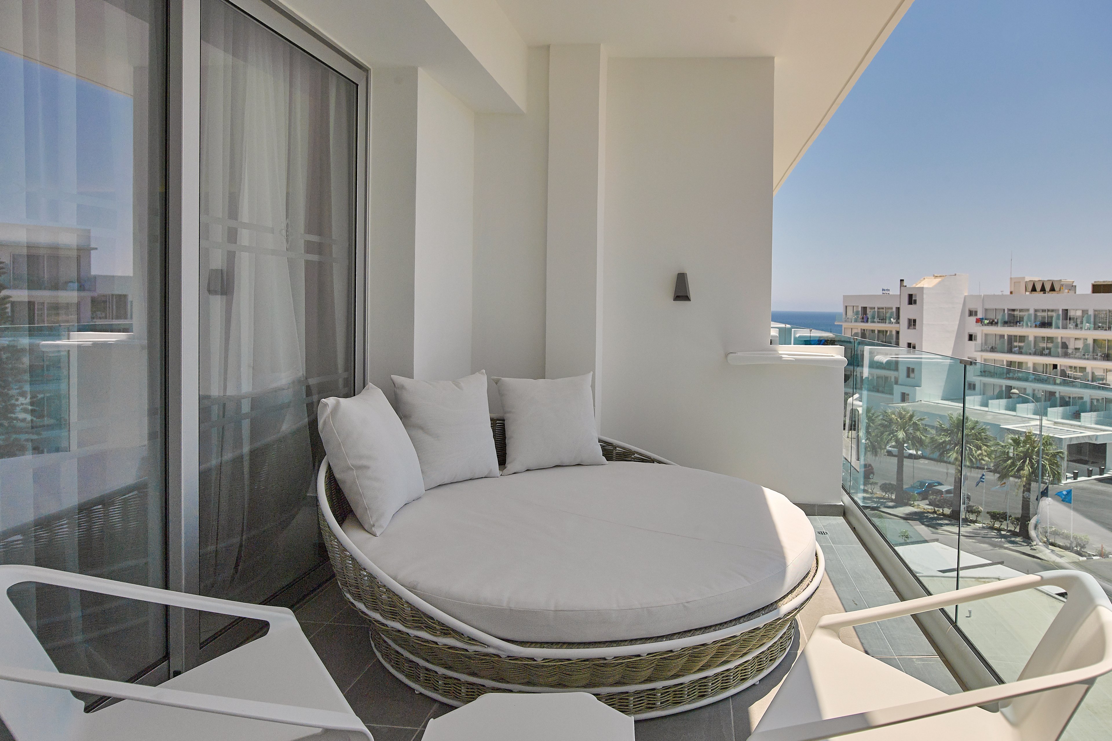 The Blue Ivy Hotel & Suites