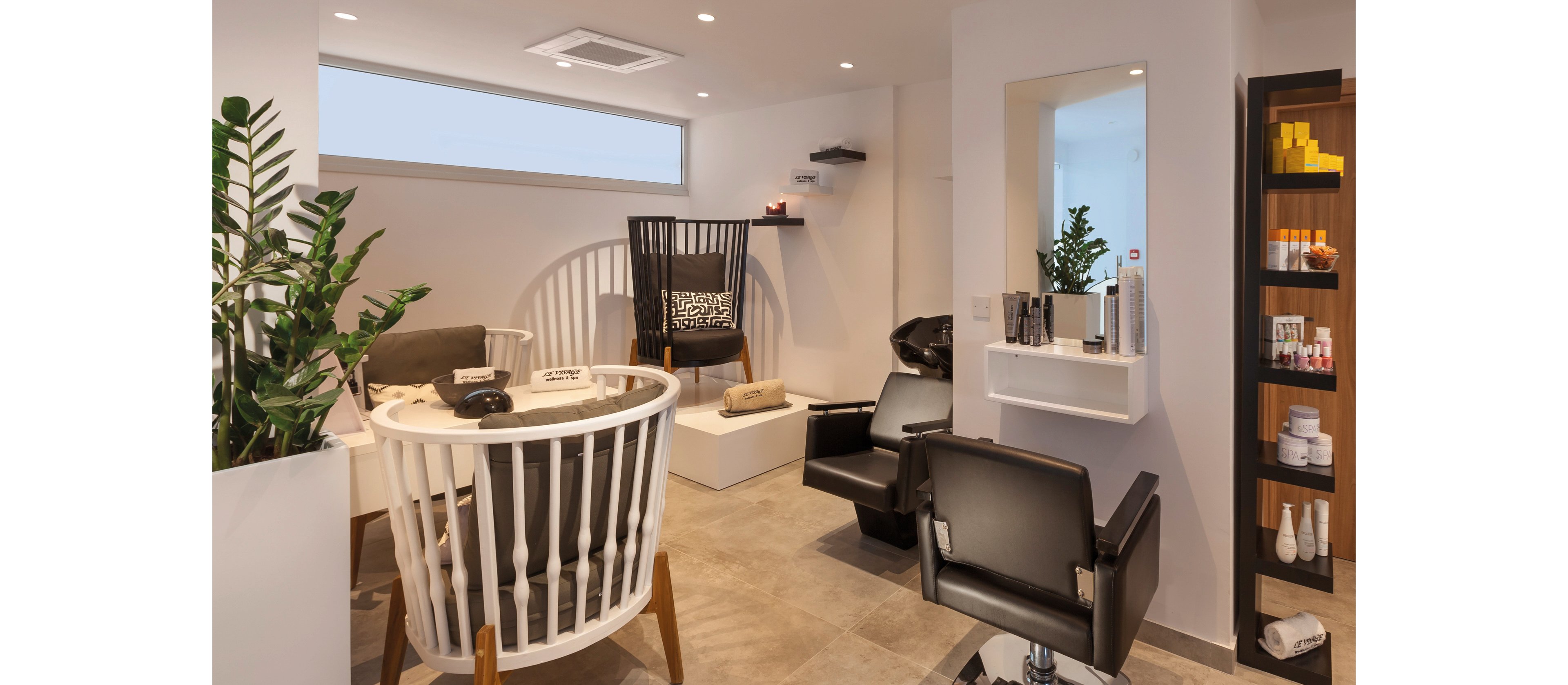 The Blue Ivy Hotel & Suites