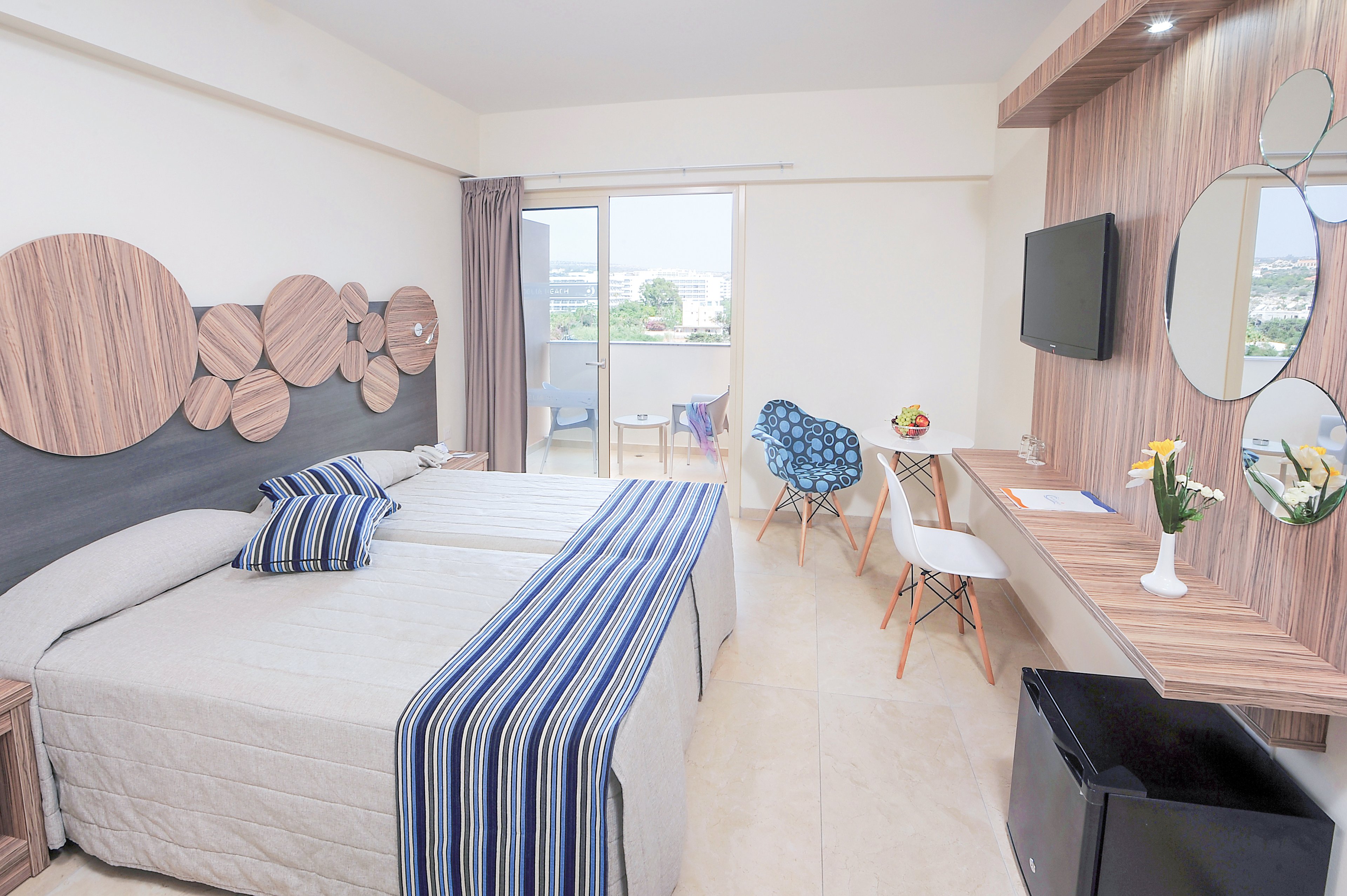 Nelia Beach Hotel & Spa